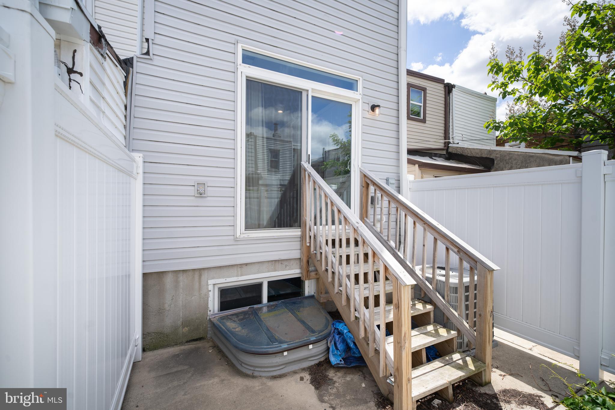 PORT RICHMOND - Residential
