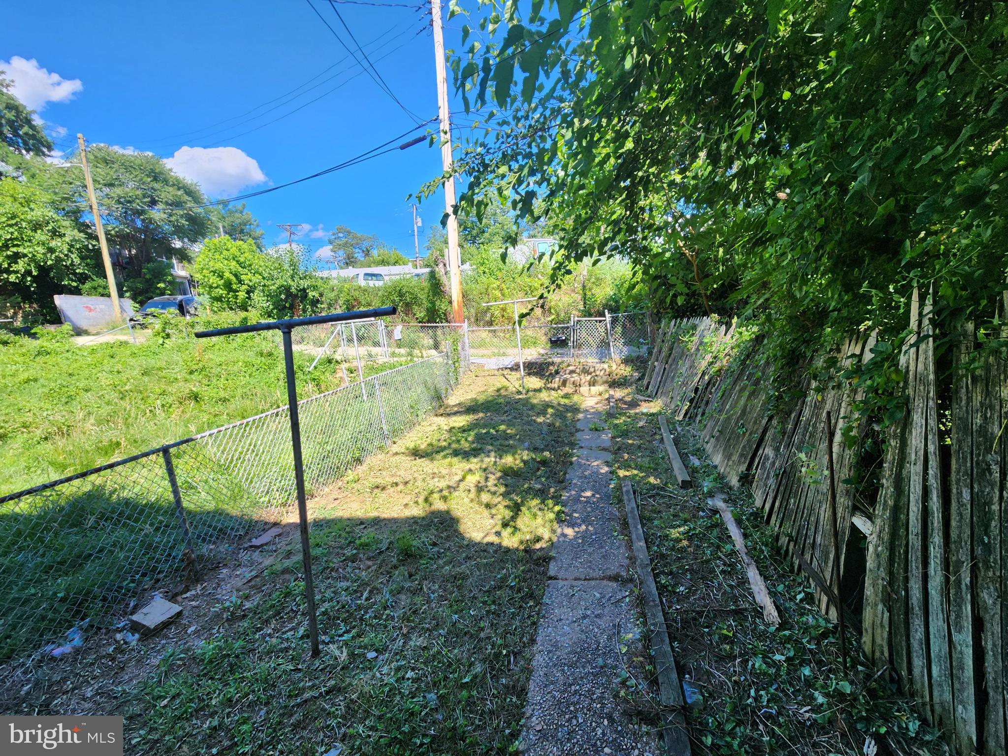 FRANKLINTOWN ROAD - Residential