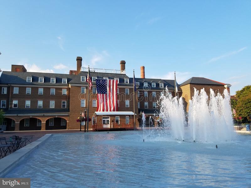 OLD TOWN ALEXANDRIA - Residential Lease