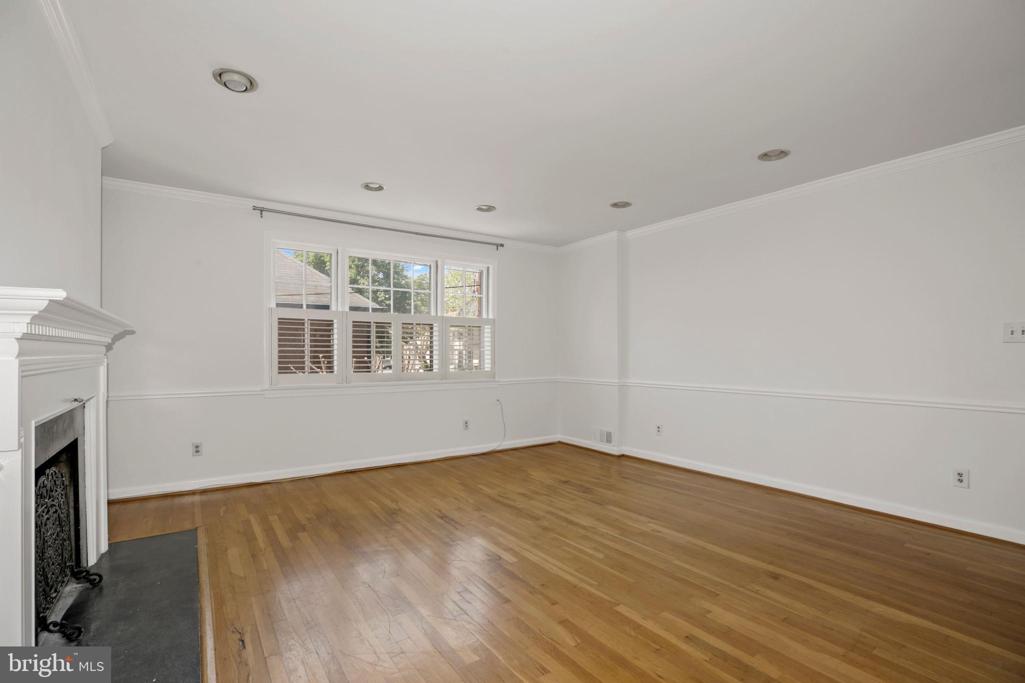 OLD TOWN ALEXANDRIA - Residential Lease