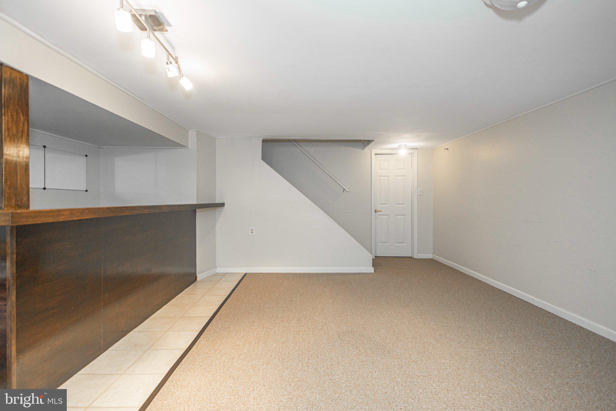 FIELDSTONE PLACE - Residential