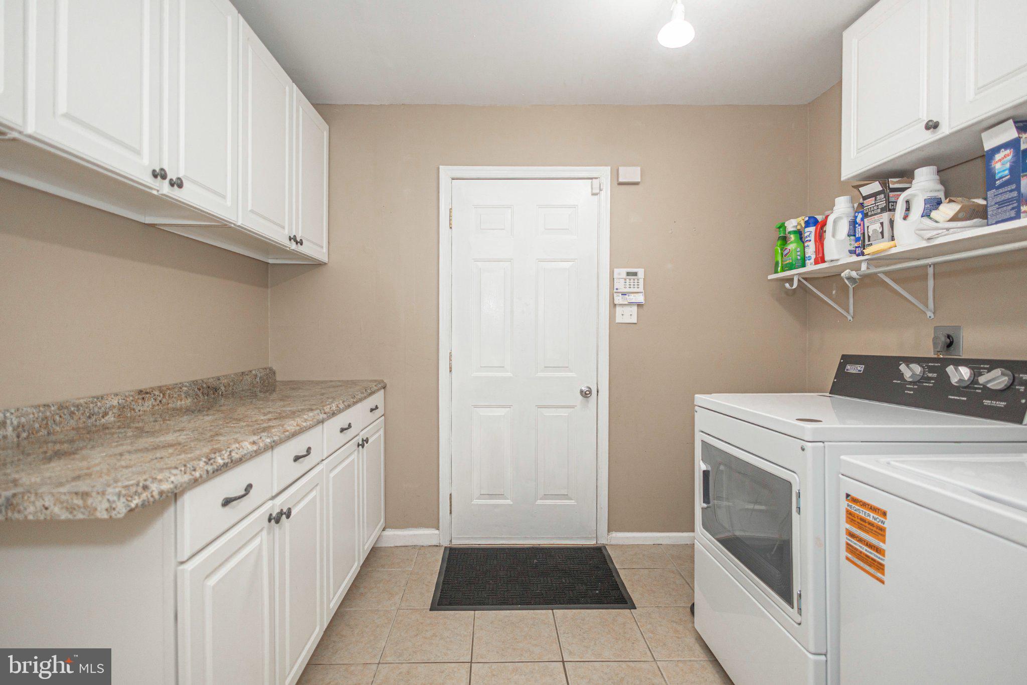 FIELDSTONE PLACE - Residential