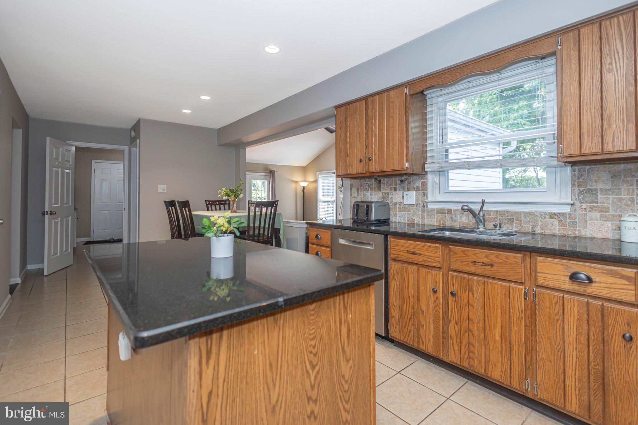 FIELDSTONE PLACE - Residential