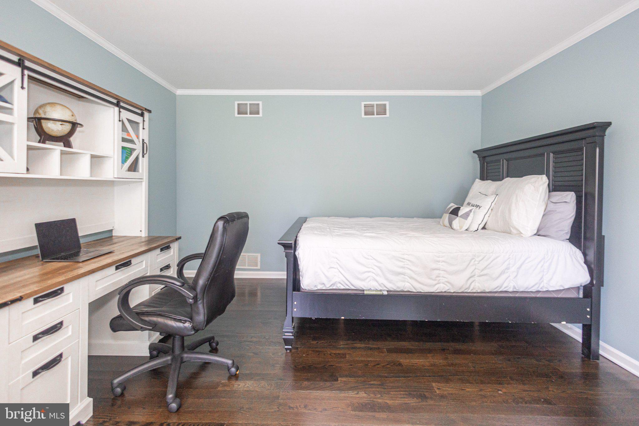 FIELDSTONE PLACE - Residential