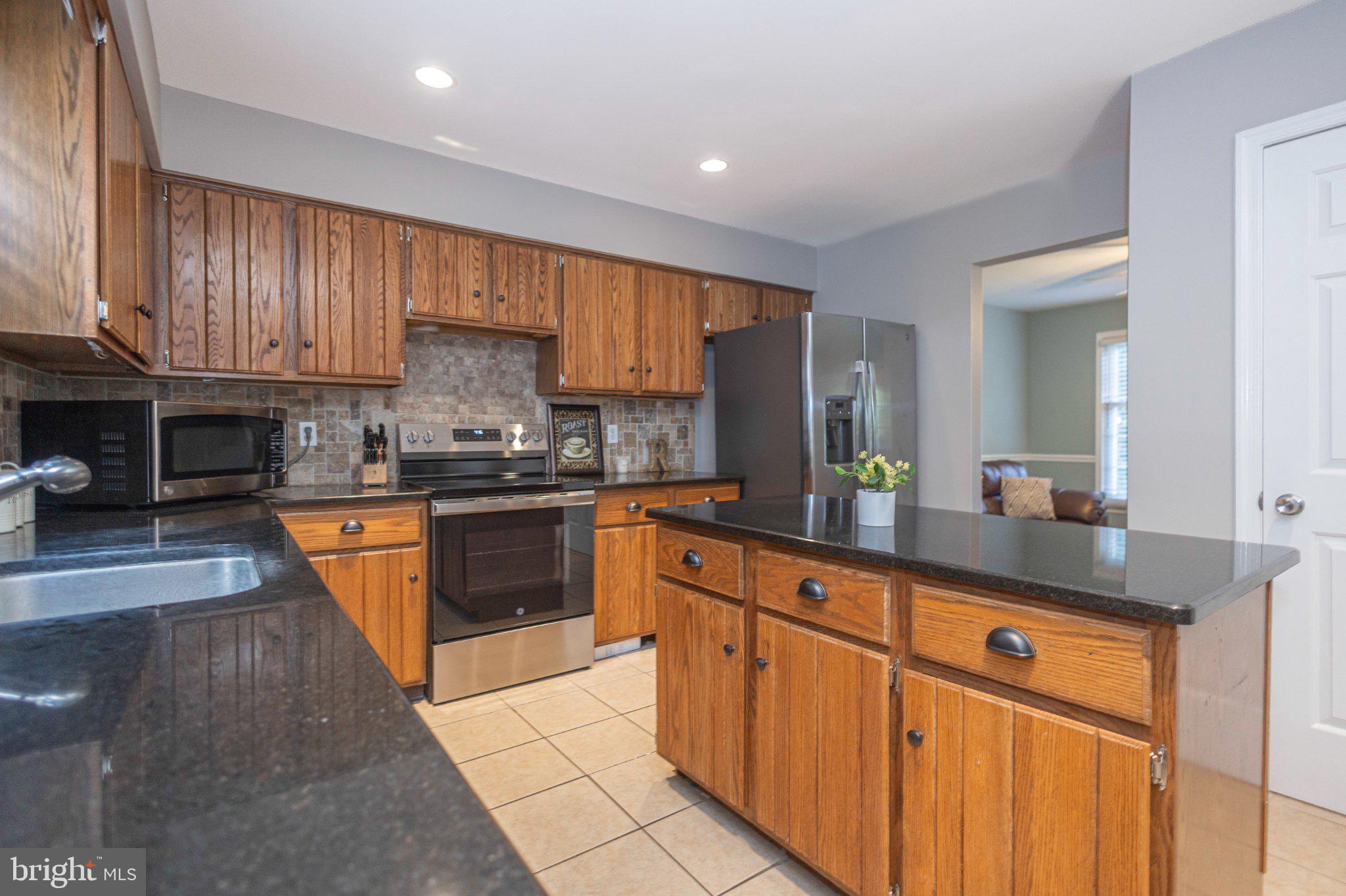FIELDSTONE PLACE - Residential