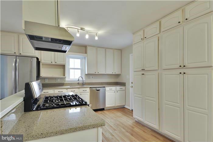 BERWYN HEIGHTS - Residential