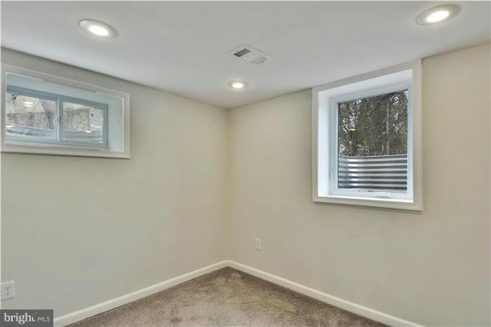 BERWYN HEIGHTS - Residential