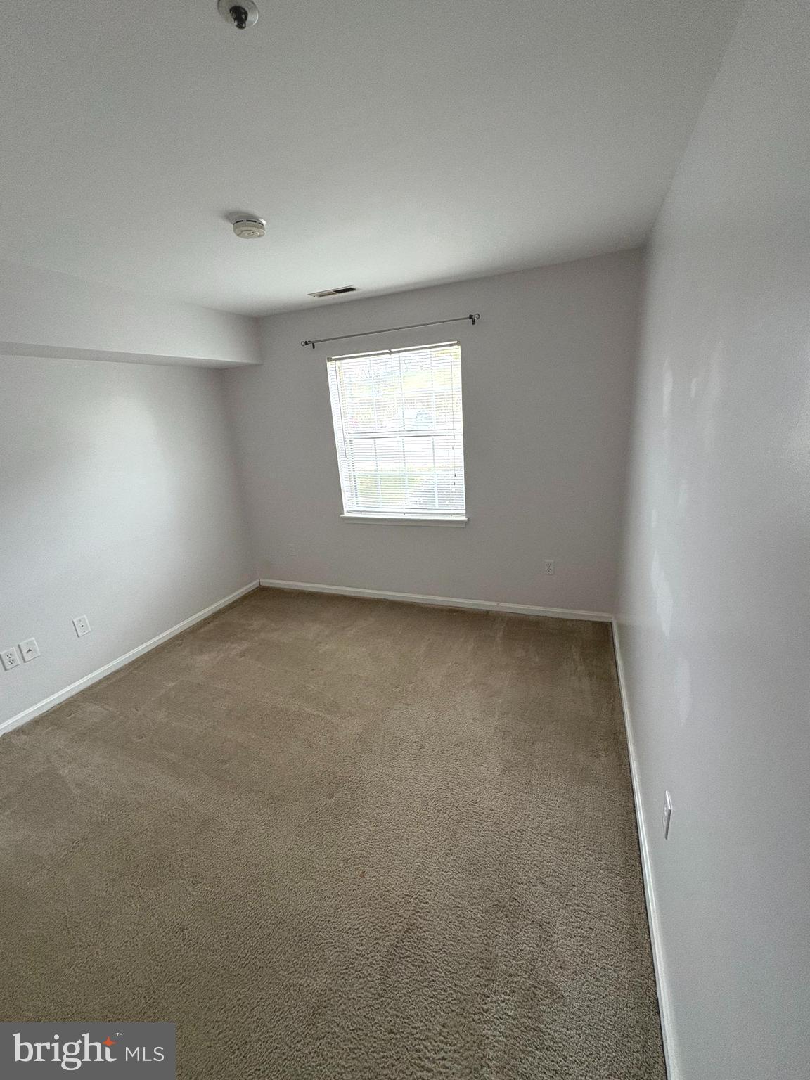 MONTGOMERY RUN - Residential Lease