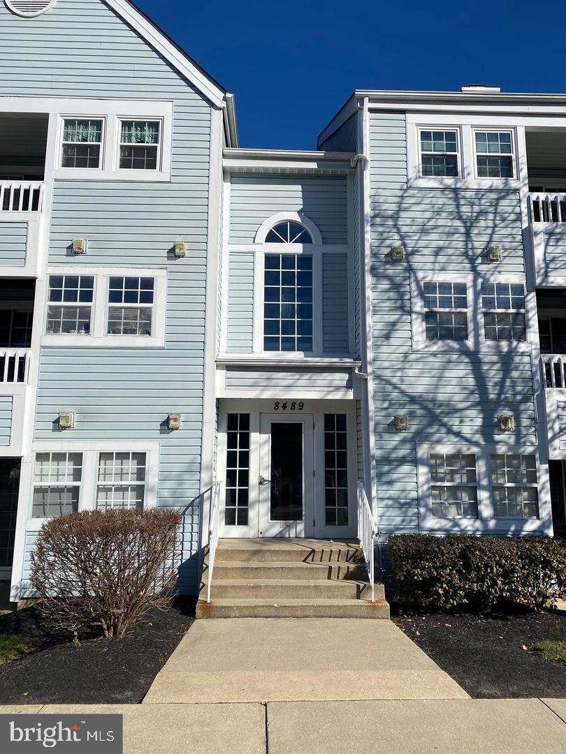 MONTGOMERY RUN - Residential Lease