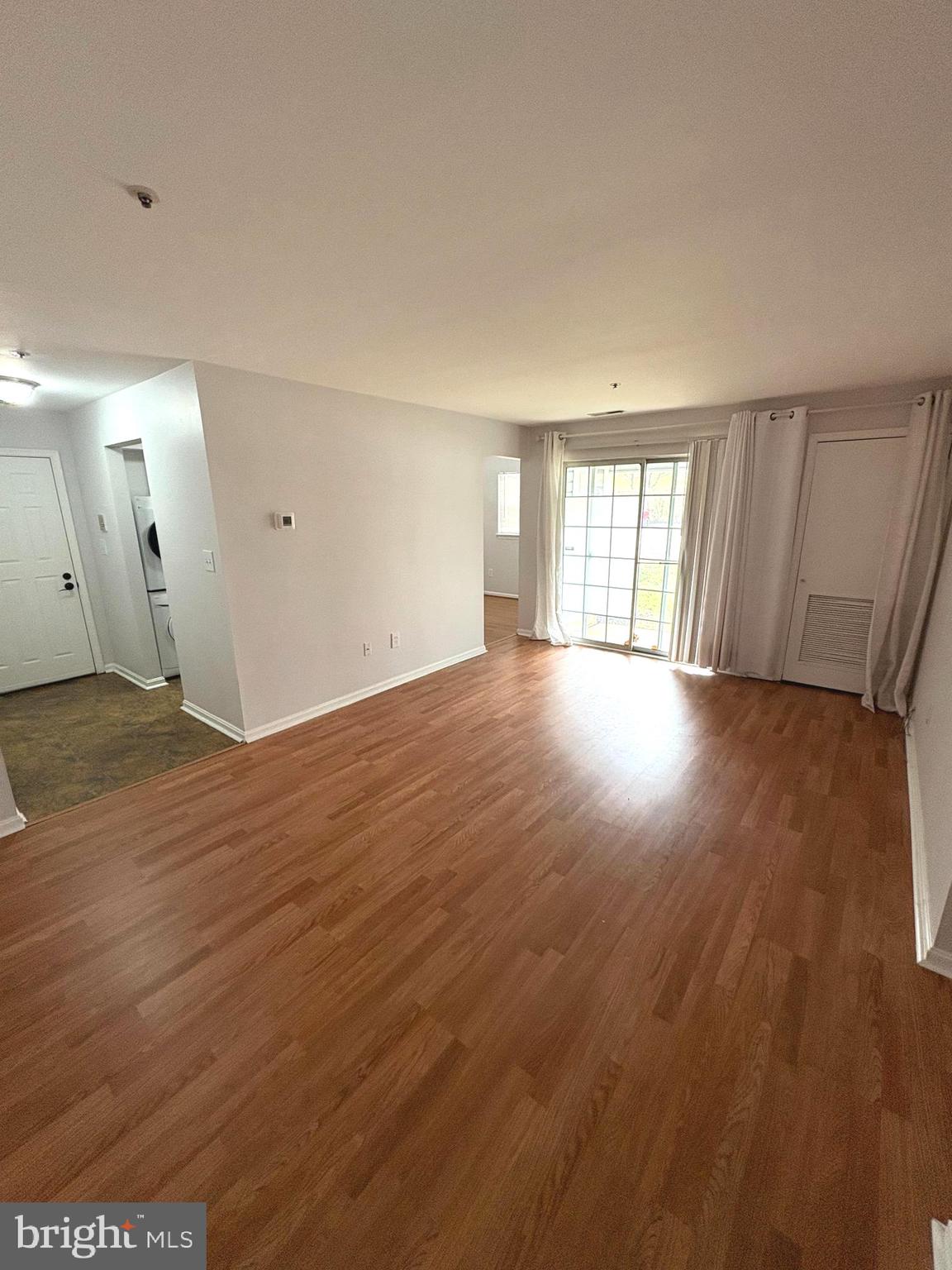 MONTGOMERY RUN - Residential Lease