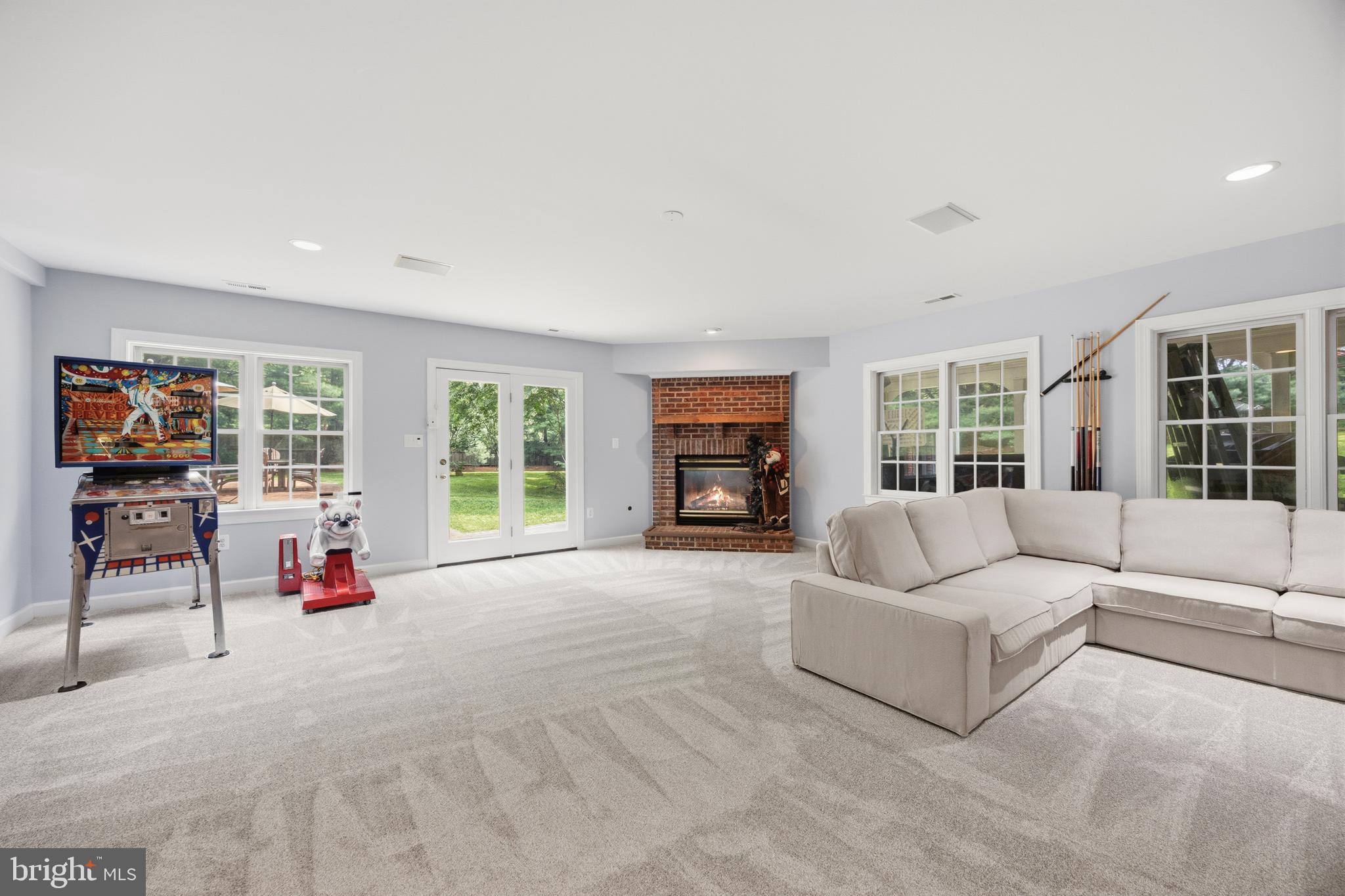 FORESTVILLE MEADOWS - Residential