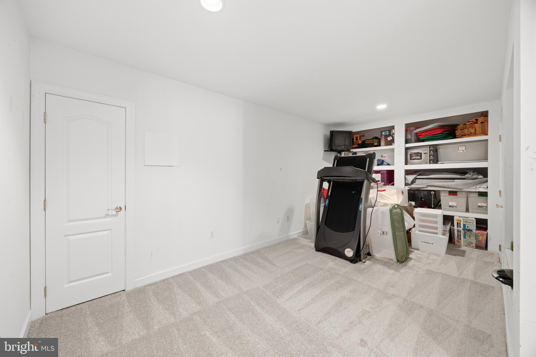 FORESTVILLE MEADOWS - Residential