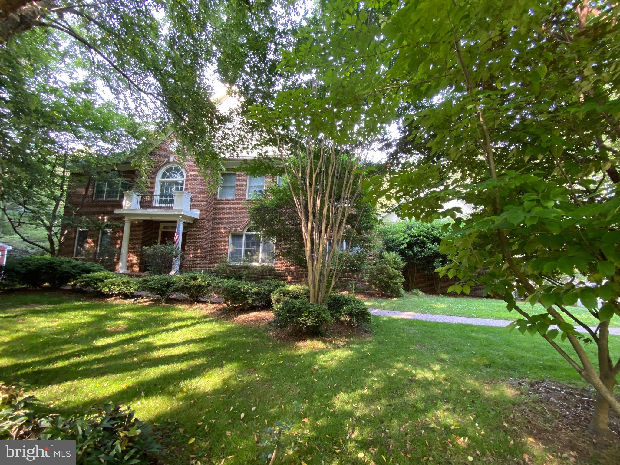 FORESTVILLE MEADOWS - Residential