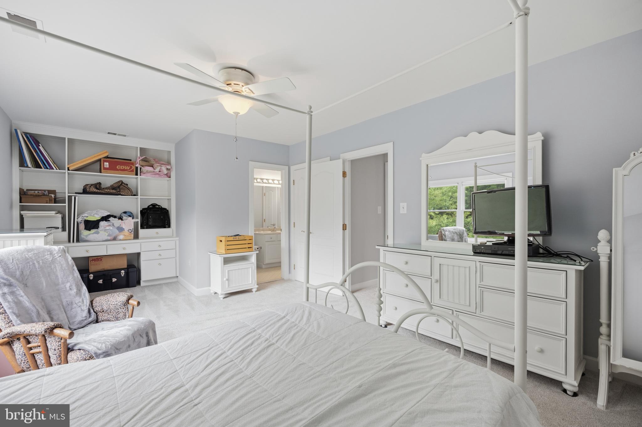 FORESTVILLE MEADOWS - Residential