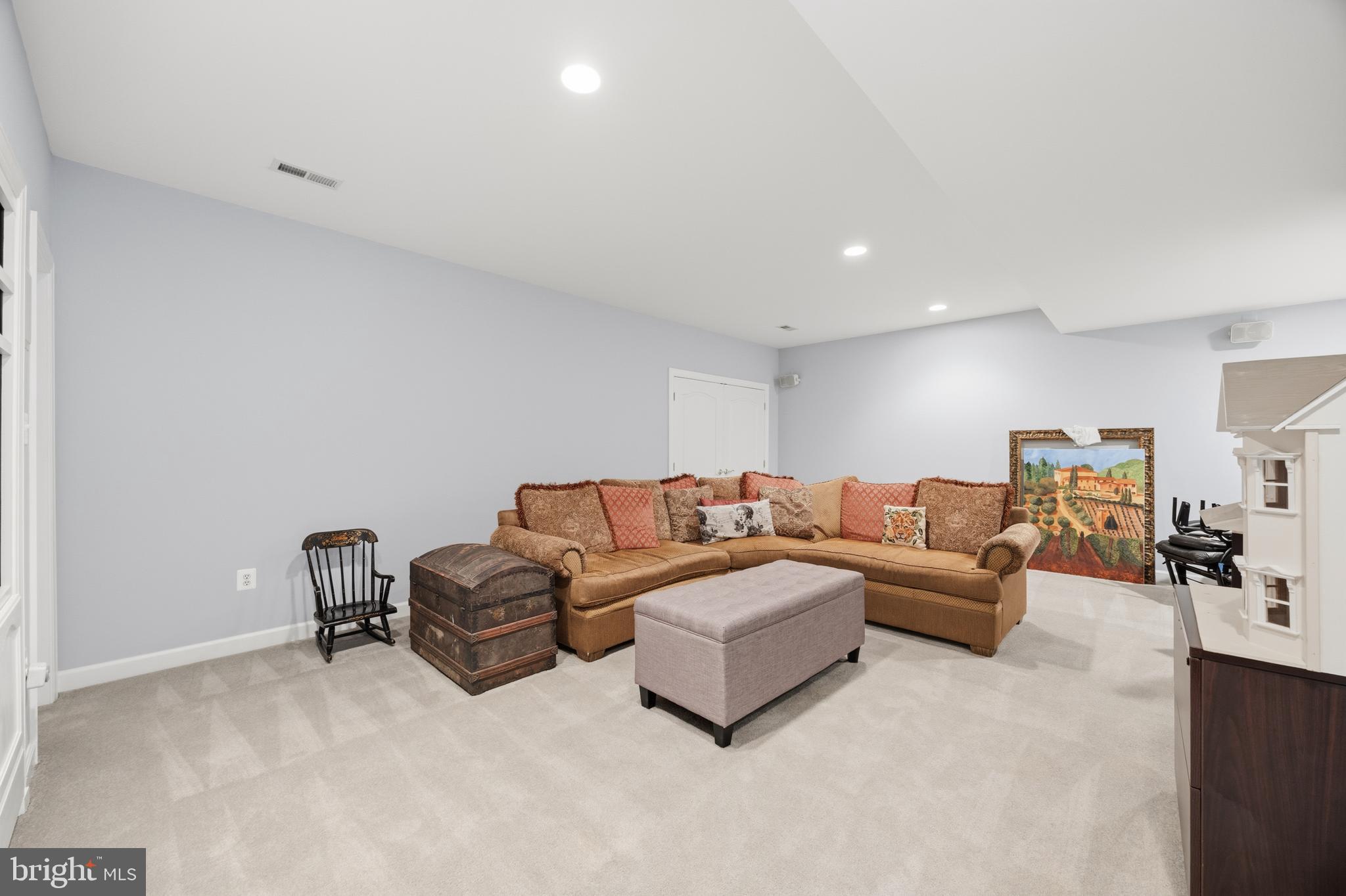 FORESTVILLE MEADOWS - Residential