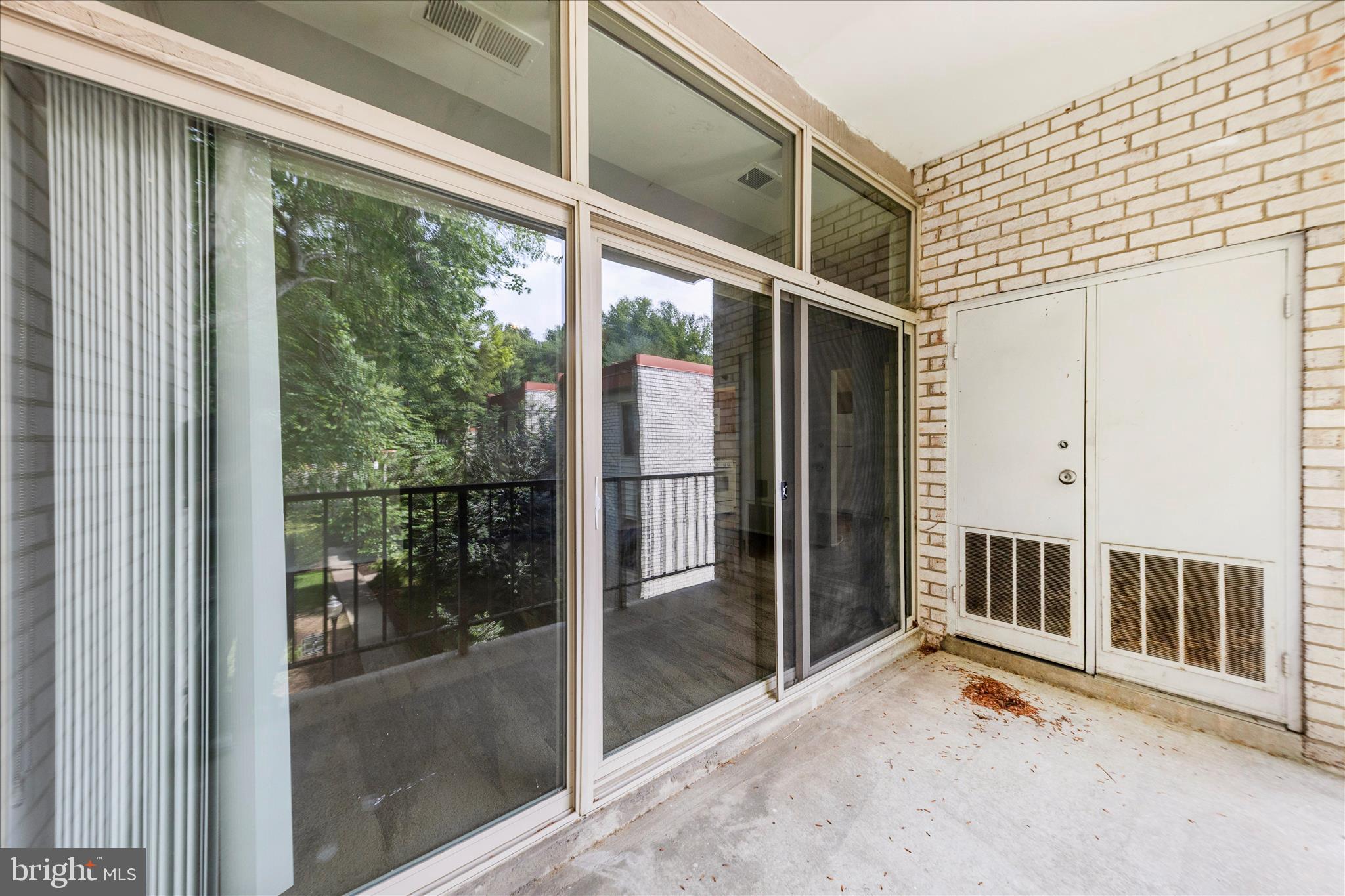 NORTH CREEK VILLAS - Residential