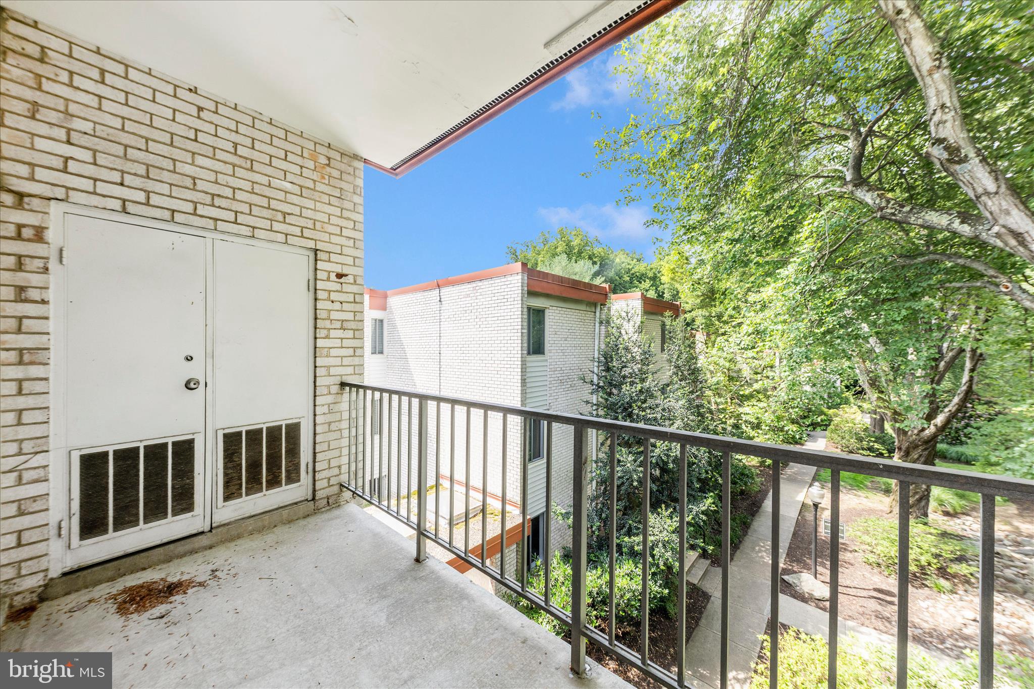 NORTH CREEK VILLAS - Residential