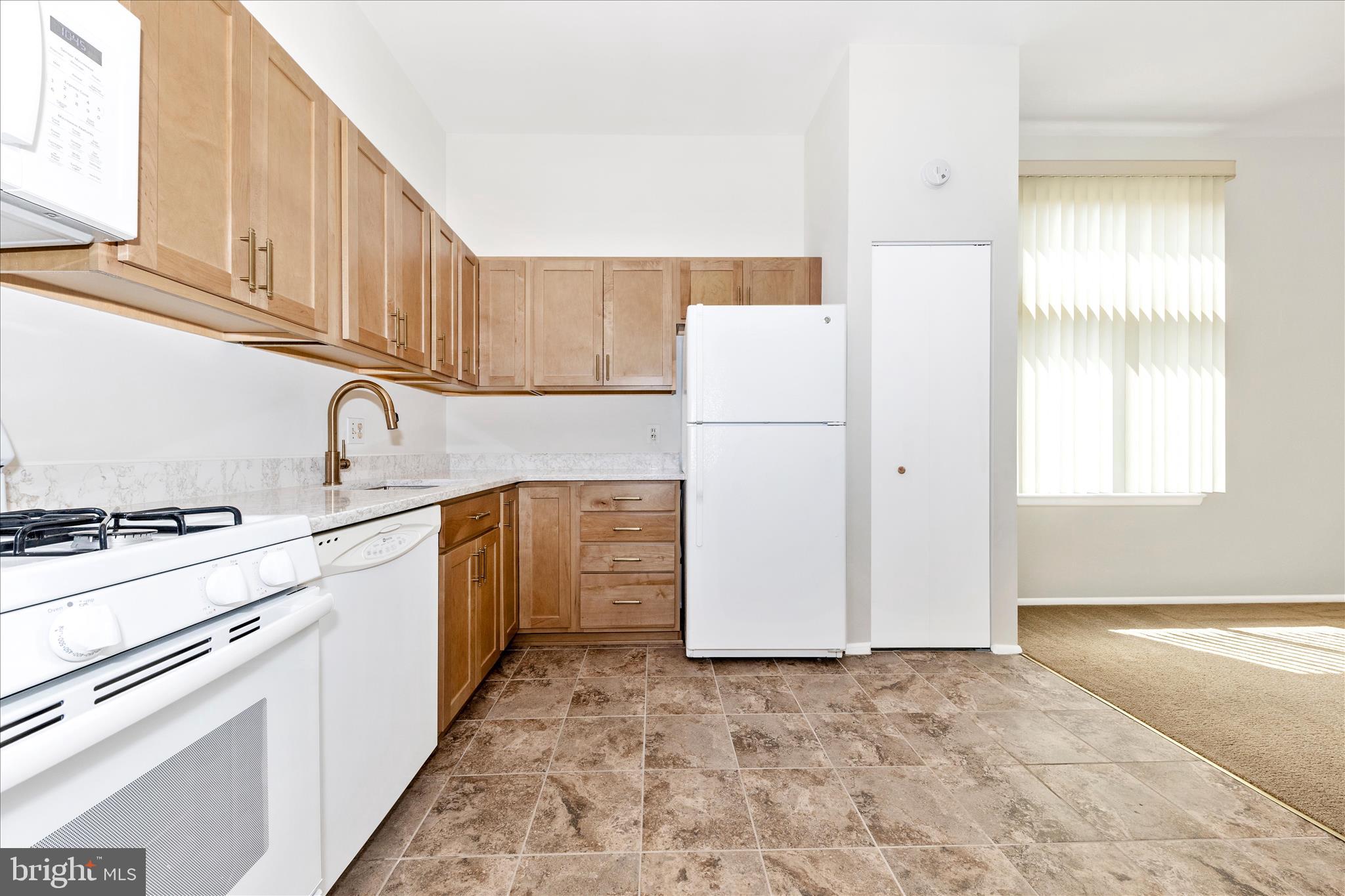 NORTH CREEK VILLAS - Residential