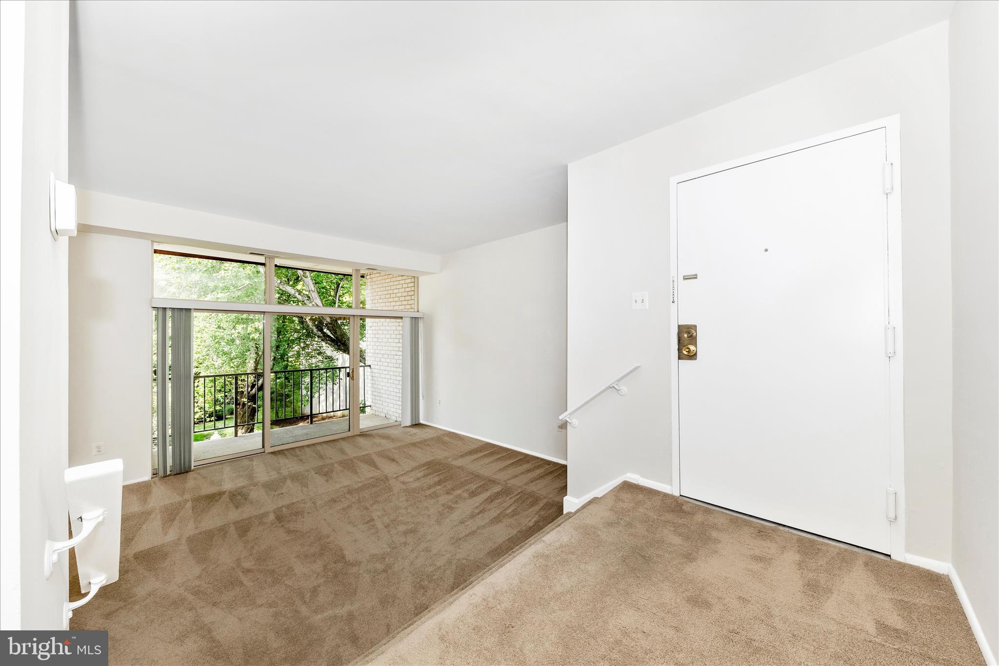 NORTH CREEK VILLAS - Residential