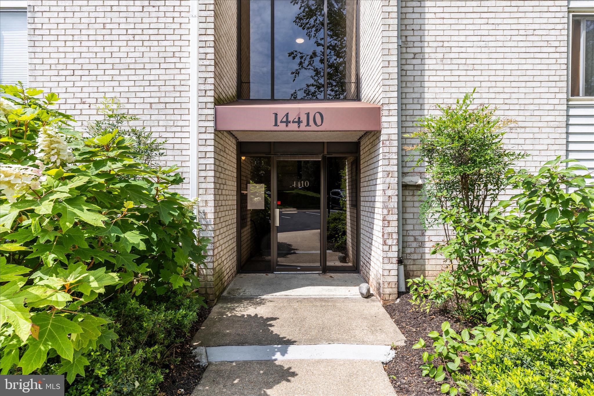 NORTH CREEK VILLAS - Residential