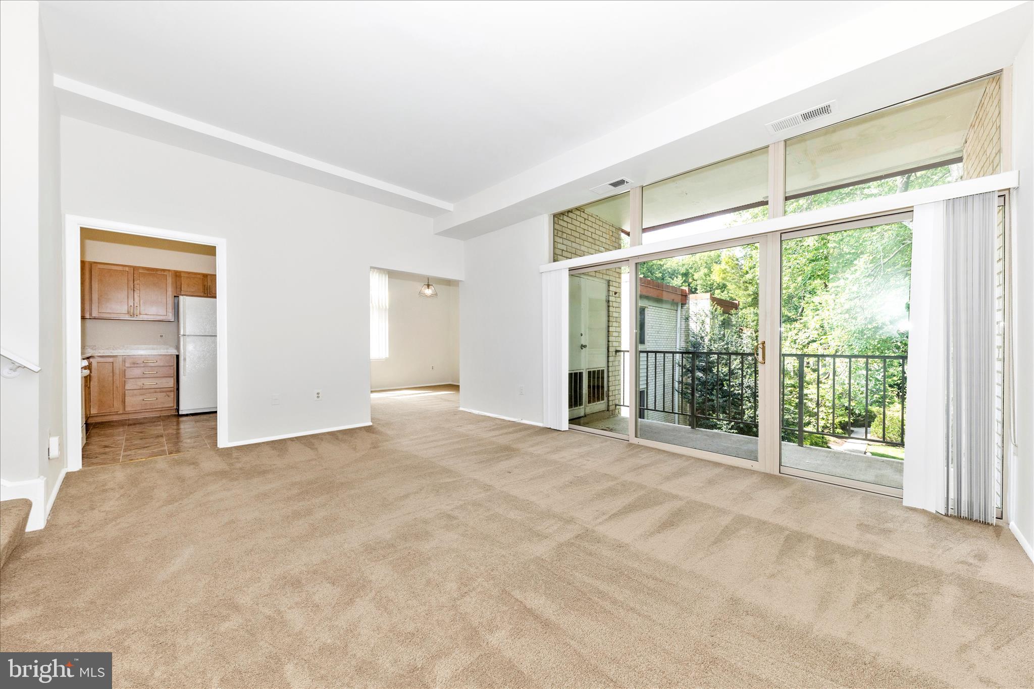 NORTH CREEK VILLAS - Residential