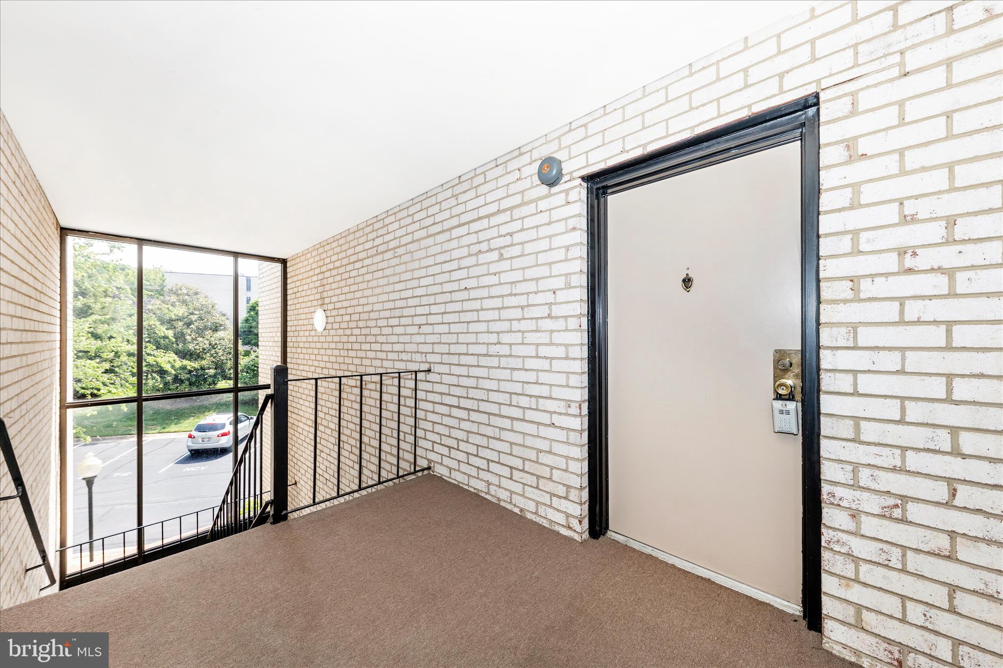 NORTH CREEK VILLAS - Residential