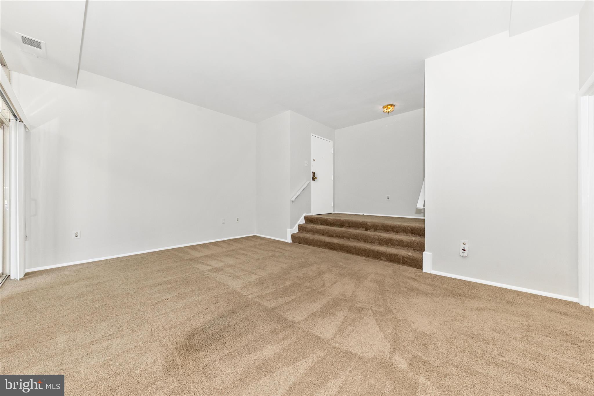 NORTH CREEK VILLAS - Residential