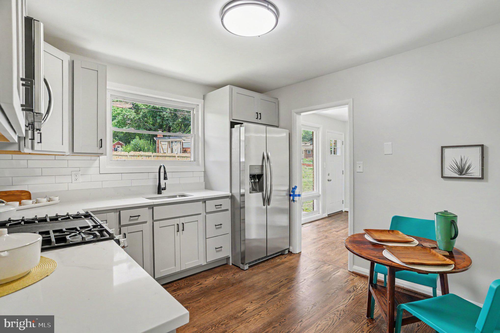 ROSEDALE - Residential