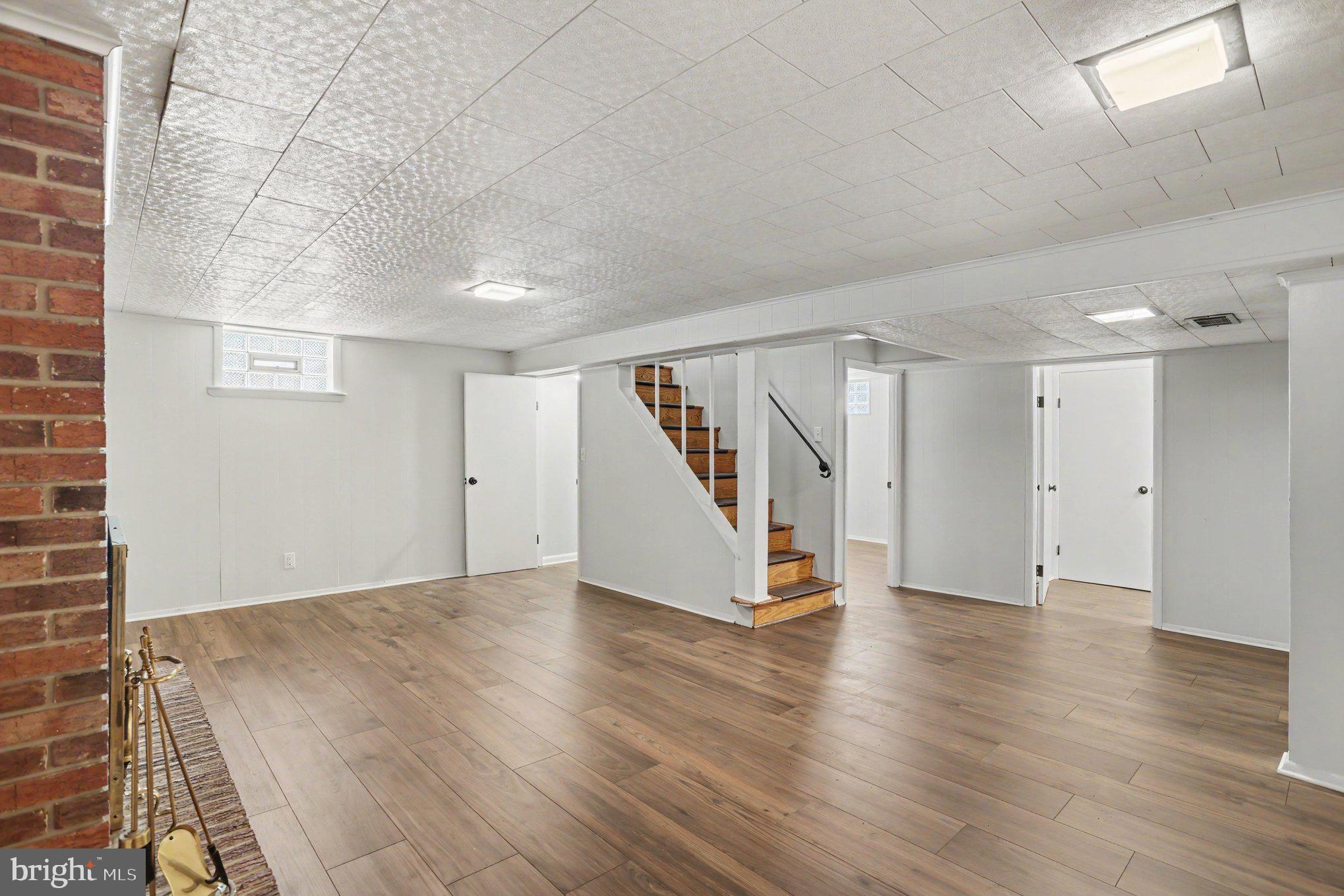 ROSEDALE - Residential