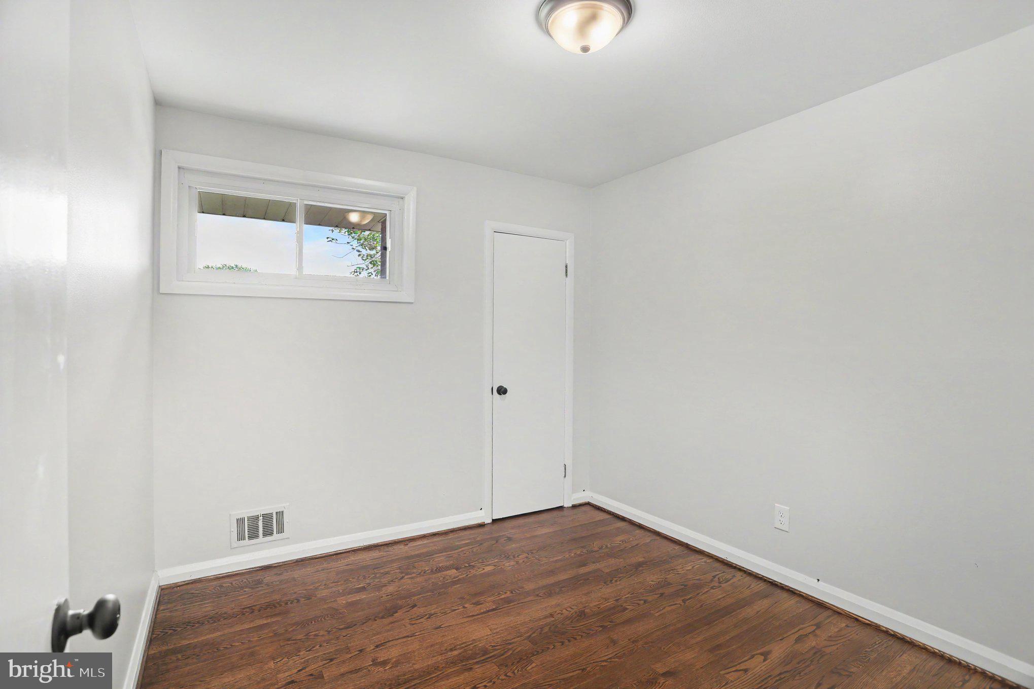 ROSEDALE - Residential