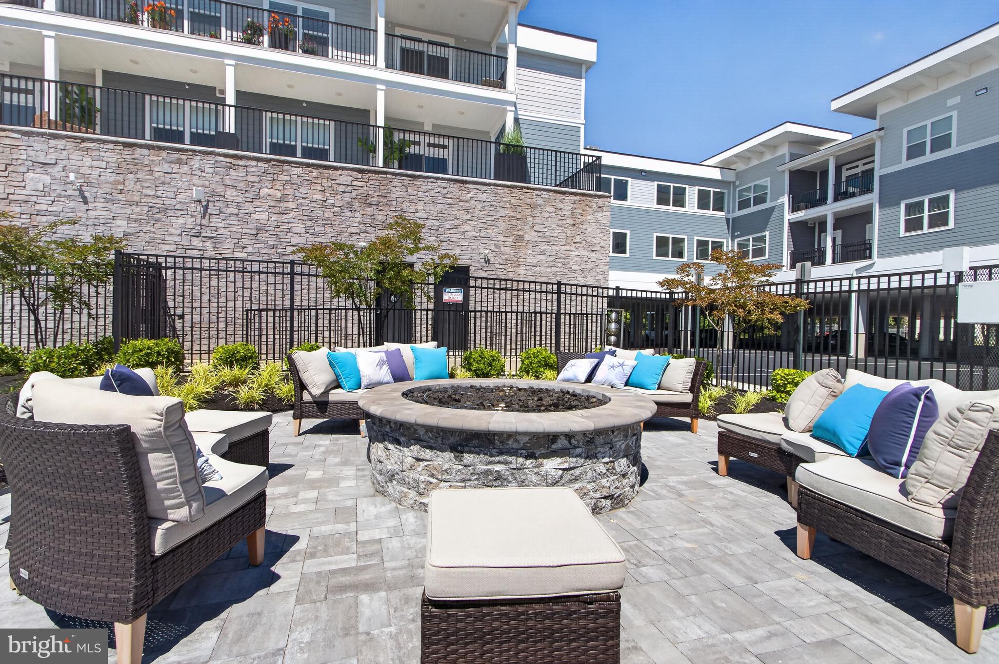 FLATS AT COASTAL STATION - Residential