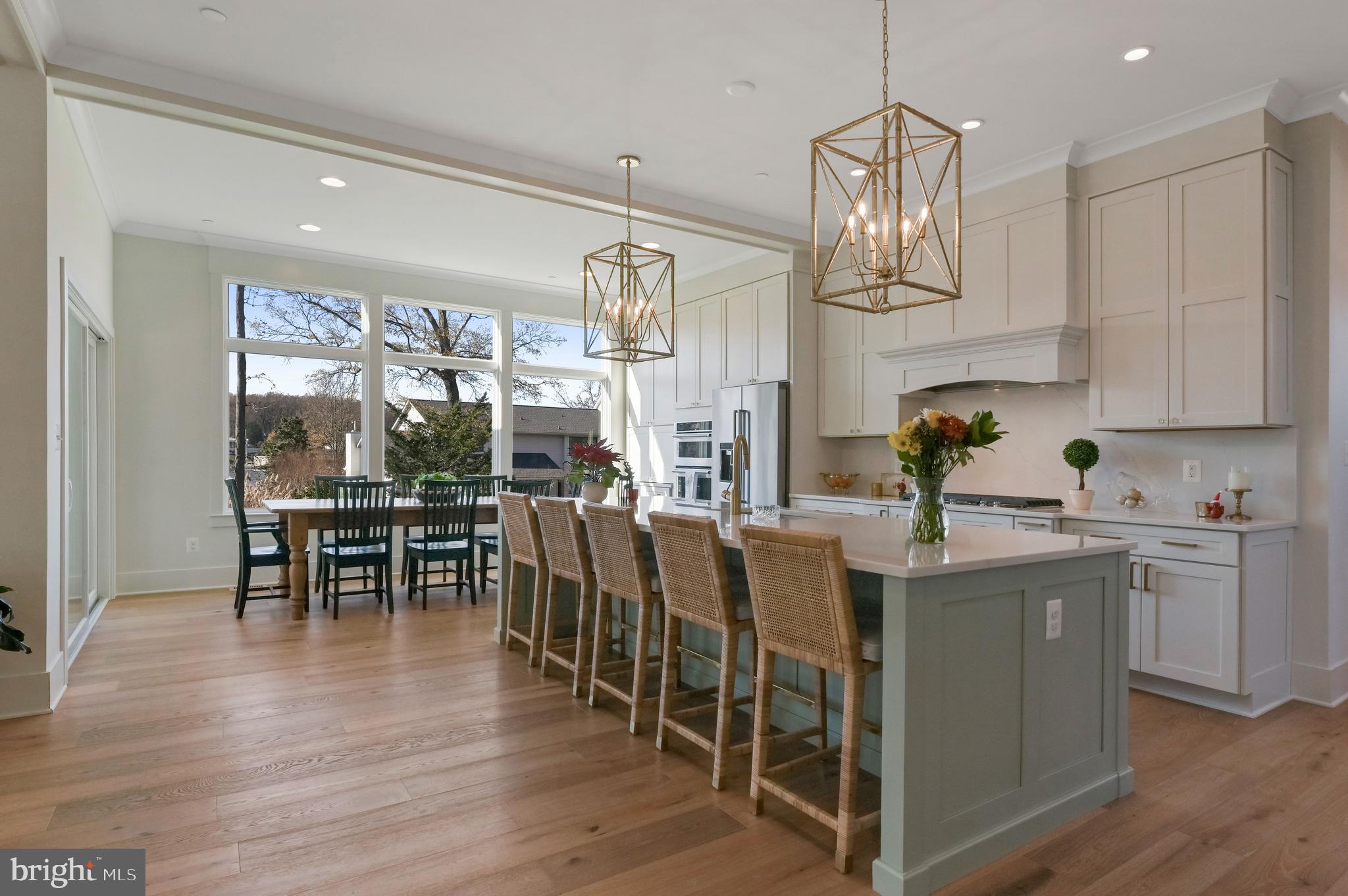 REGULARS - Residential