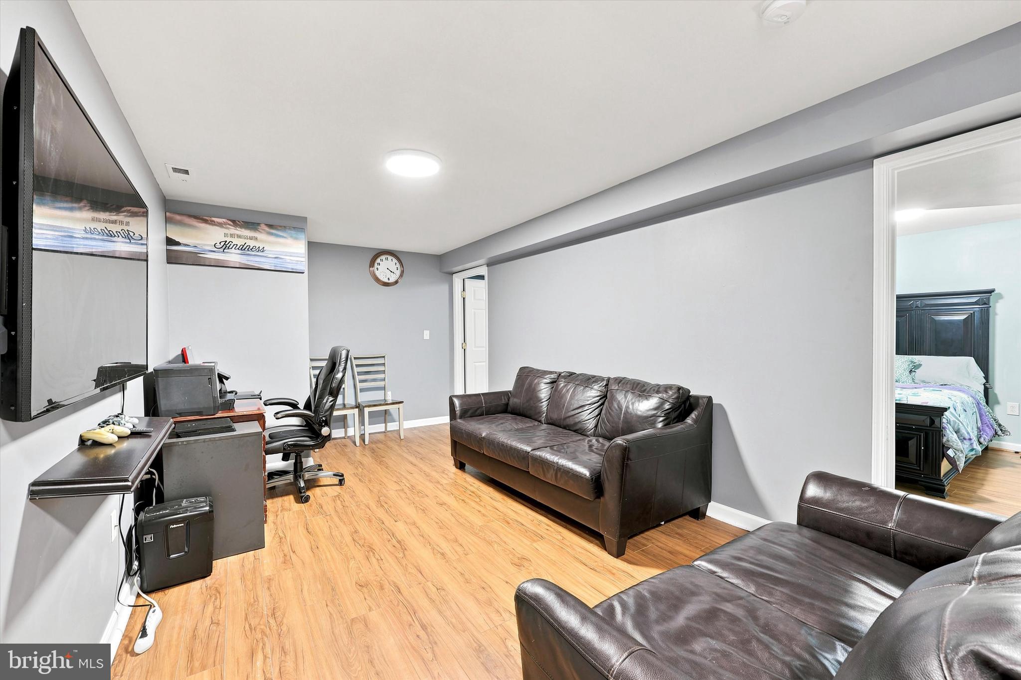 RHAWNHURST - Residential