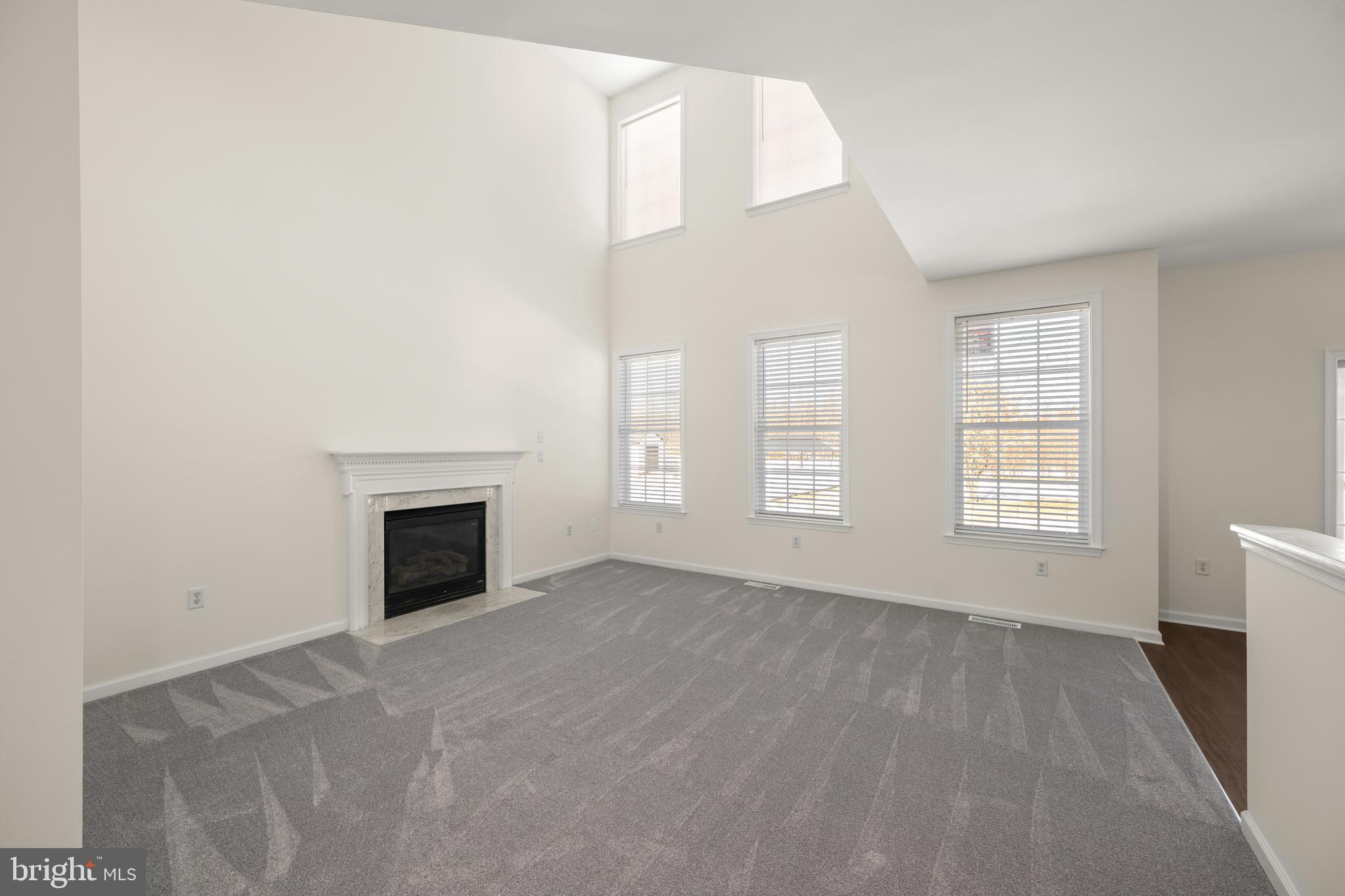 JONATHANS LANDING - Residential