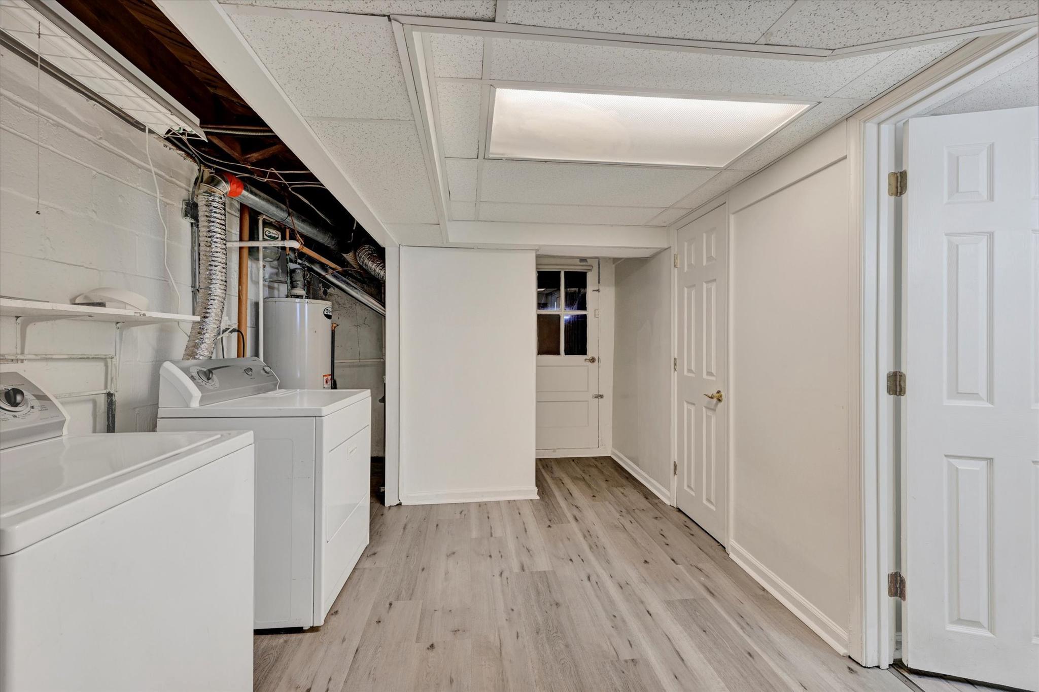 EASTWOOD - Residential