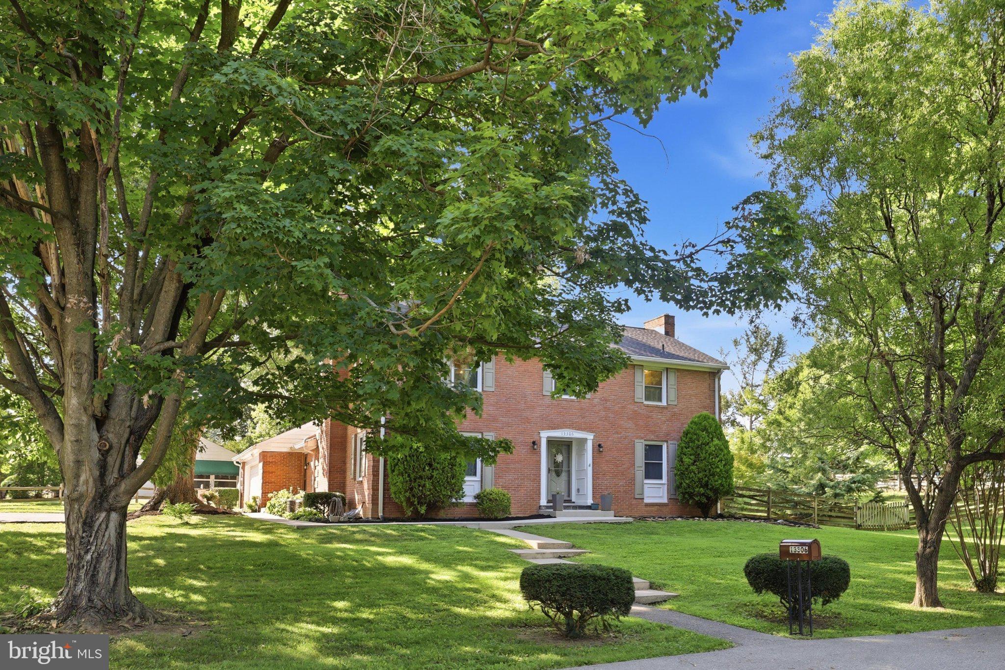 FOUNTAIN HEAD - Residential