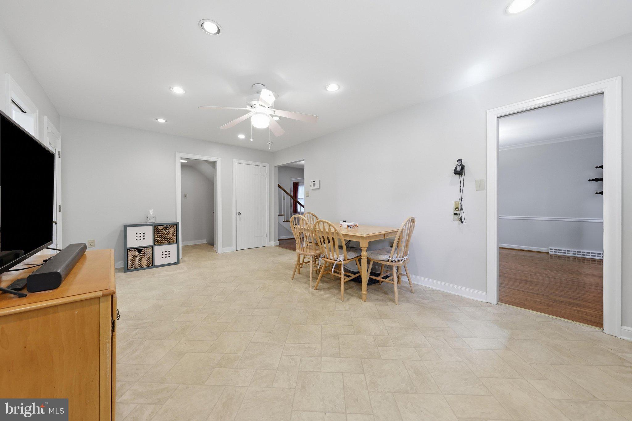 FOUNTAIN HEAD - Residential
