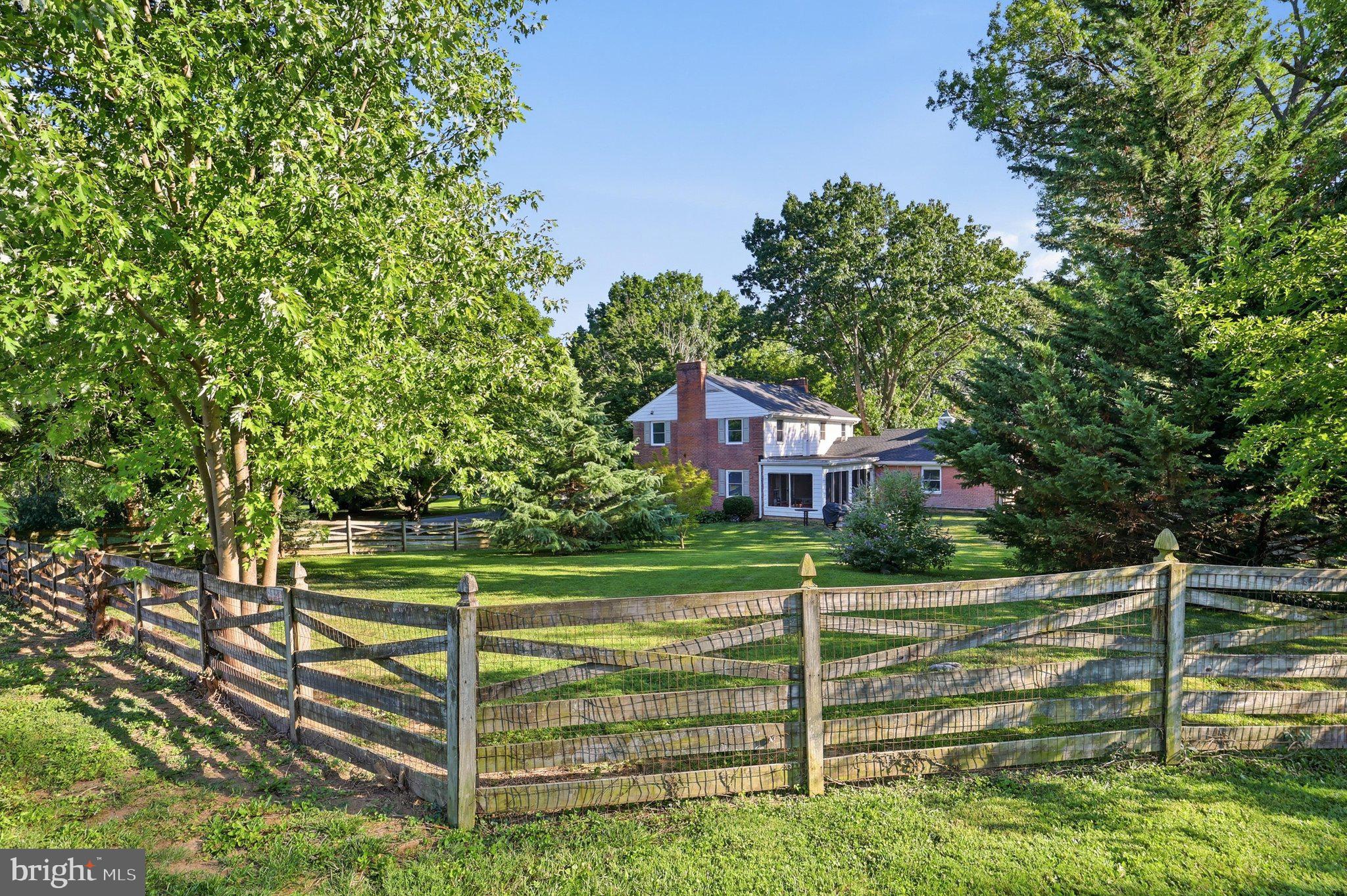 FOUNTAIN HEAD - Residential