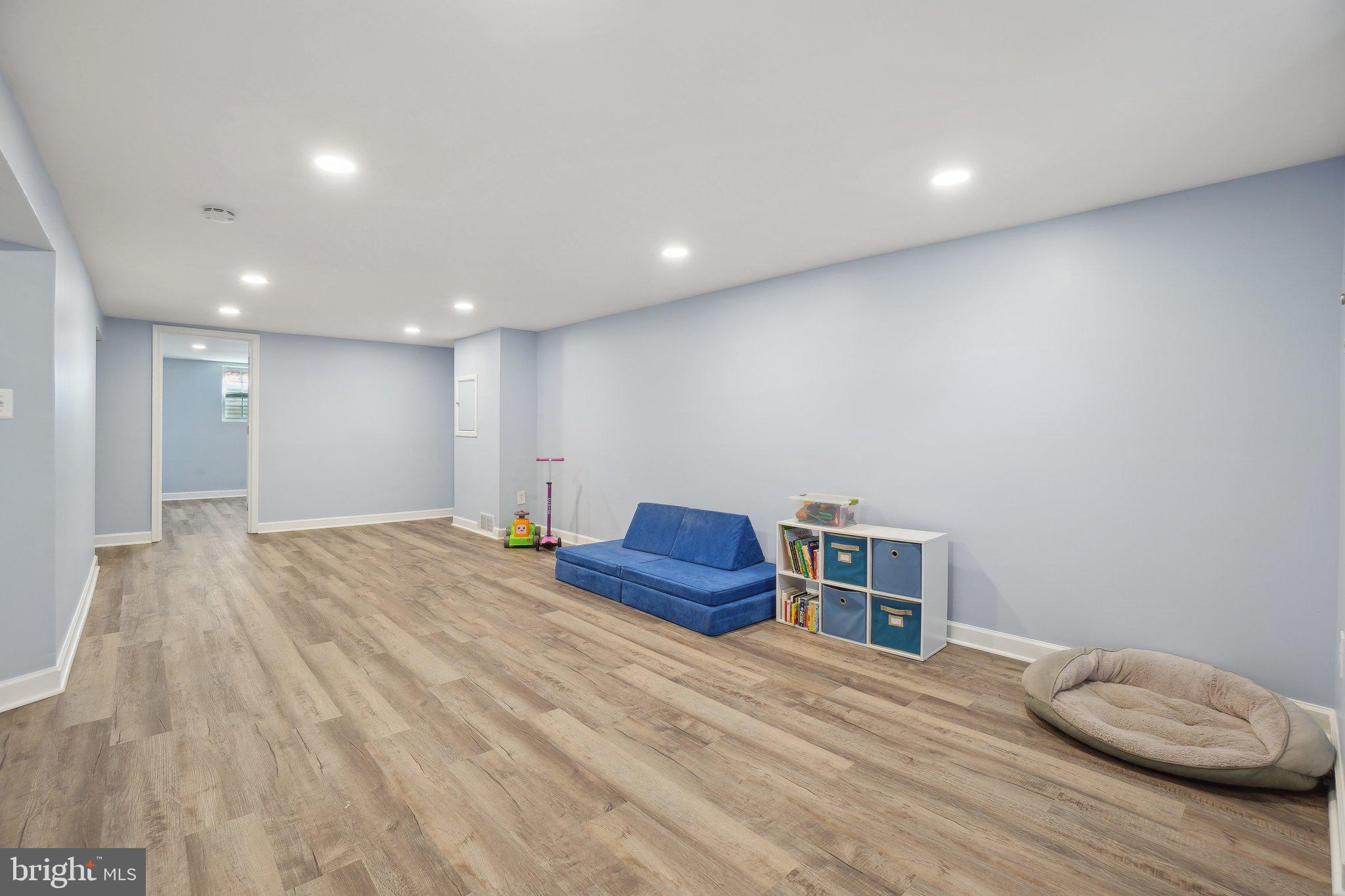 CARROLL KNOLLS - Residential