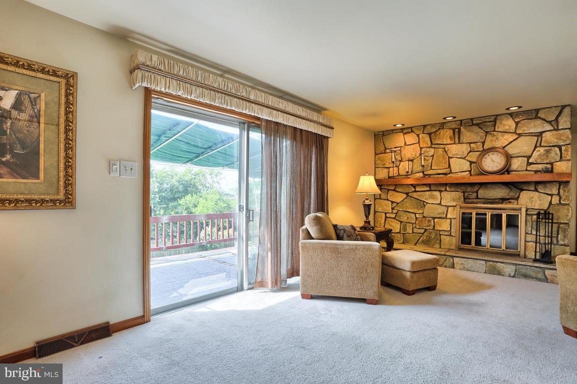 BEVERLY ESTATES - Residential