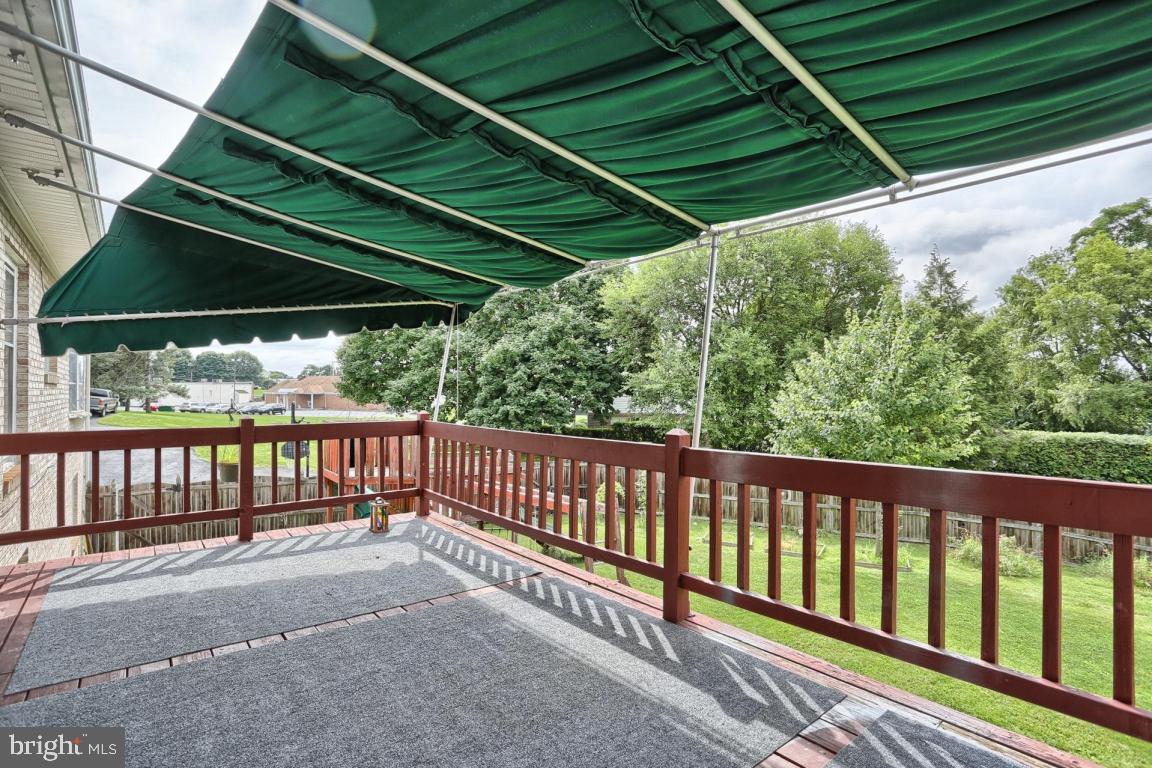 BEVERLY ESTATES - Residential