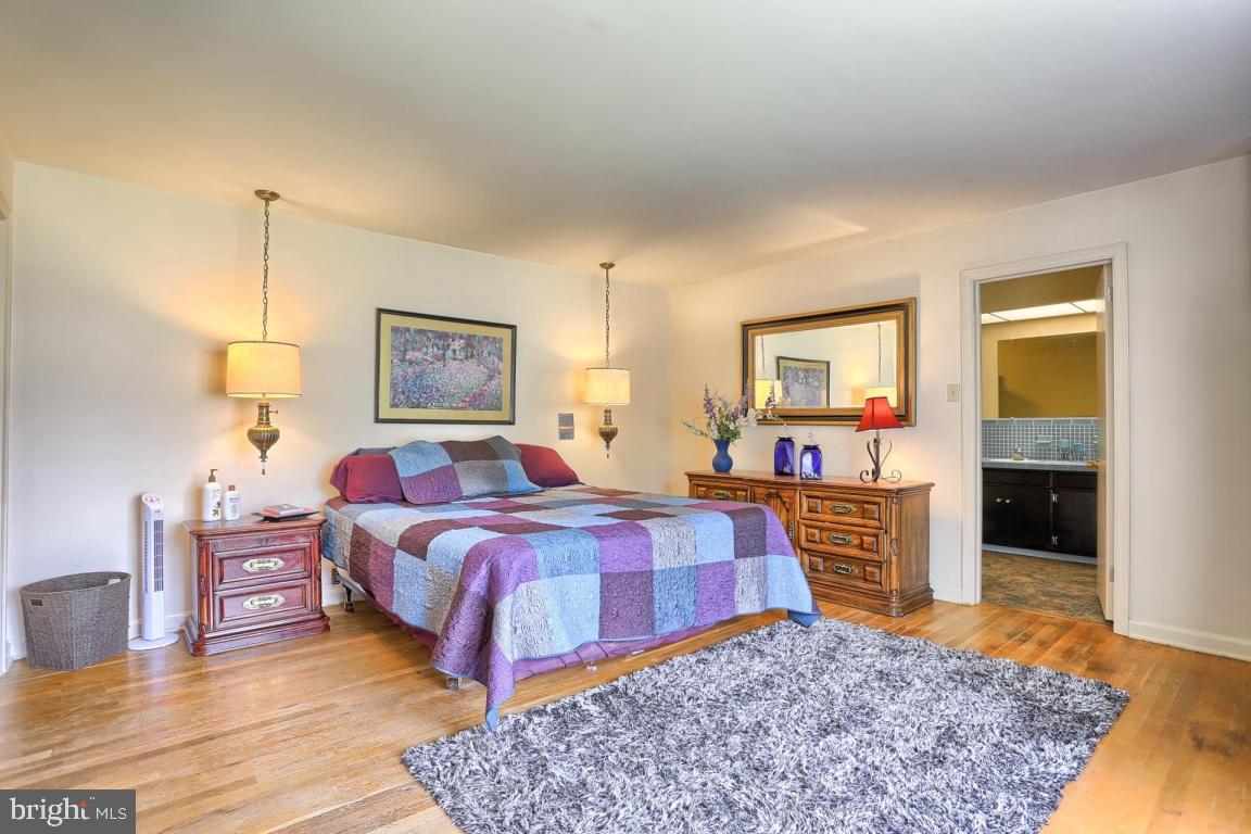 BEVERLY ESTATES - Residential