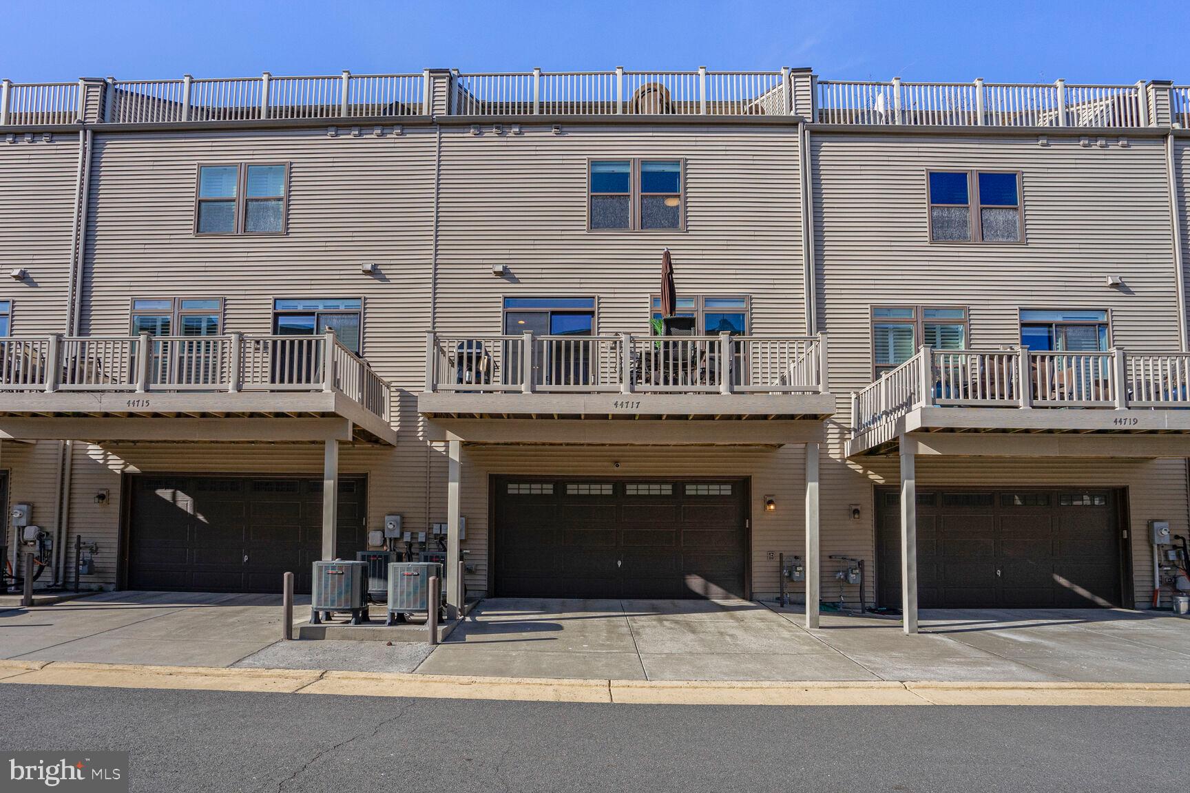 SM ONE LOUDOUN CONDO - Residential Lease