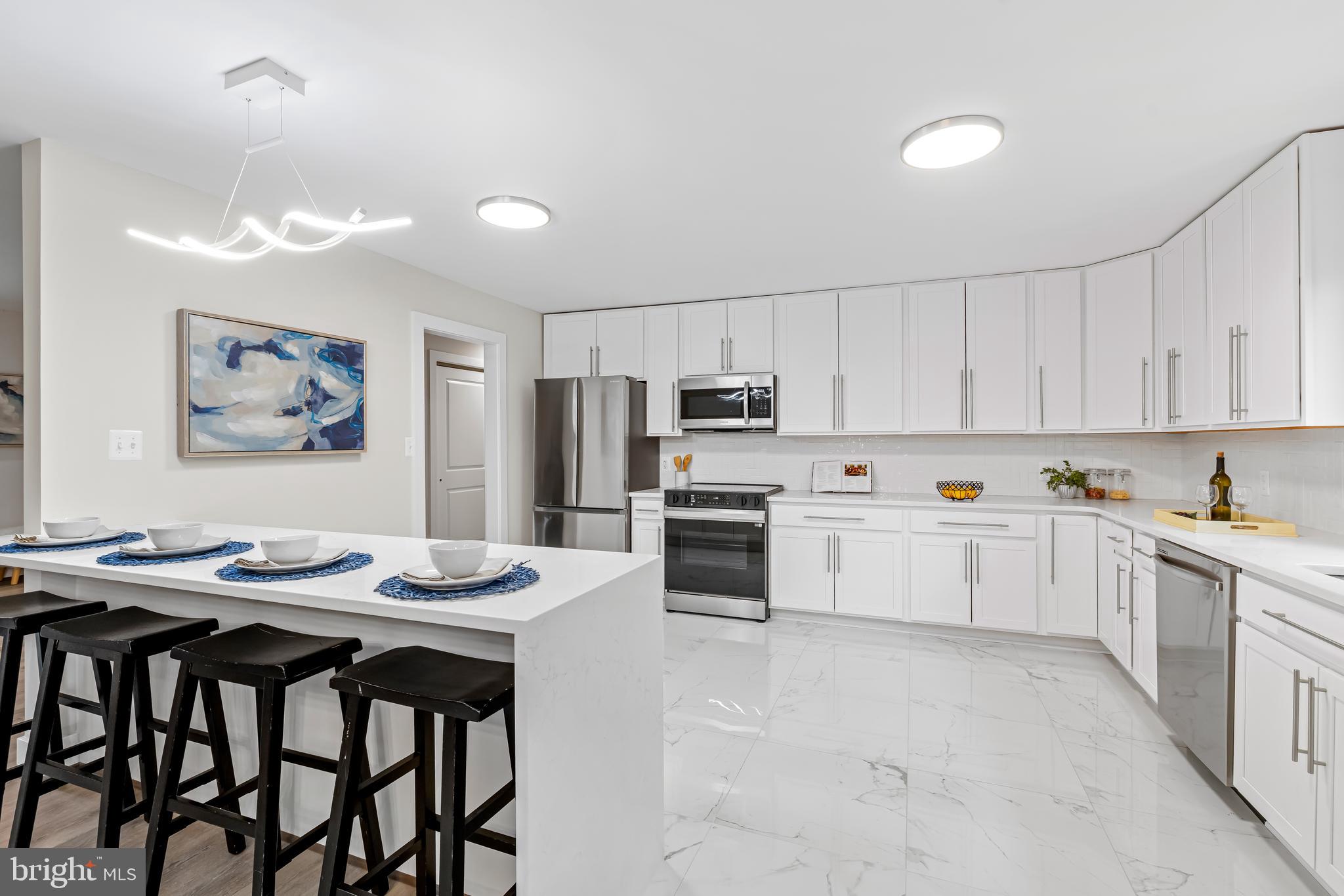 TOWSON ESTATES - Residential