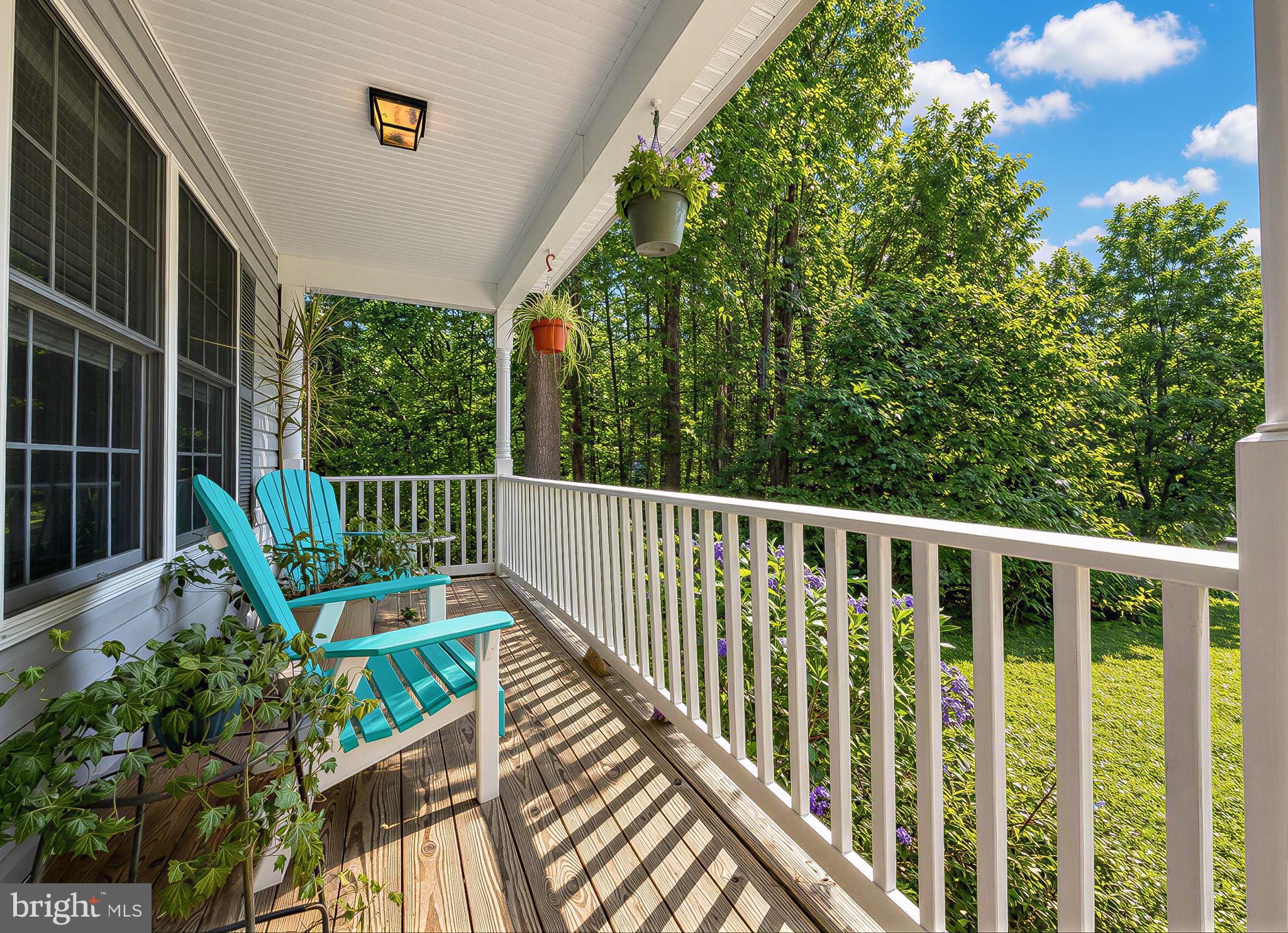 BREEZY POINT - Residential