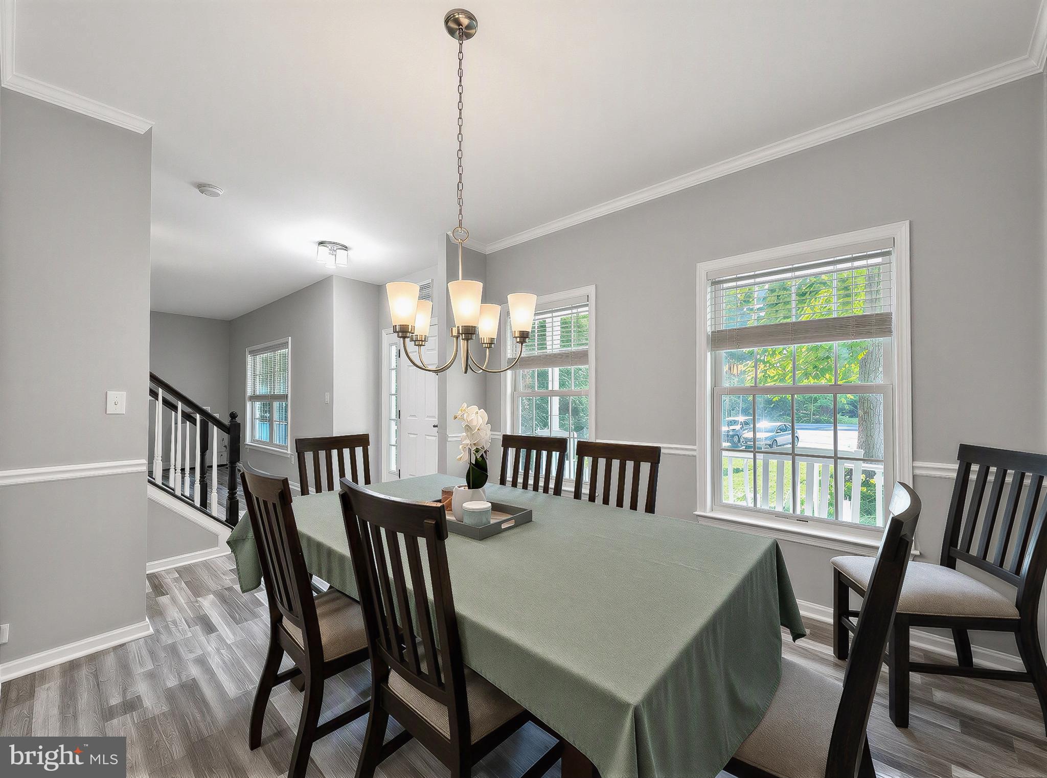 BREEZY POINT - Residential