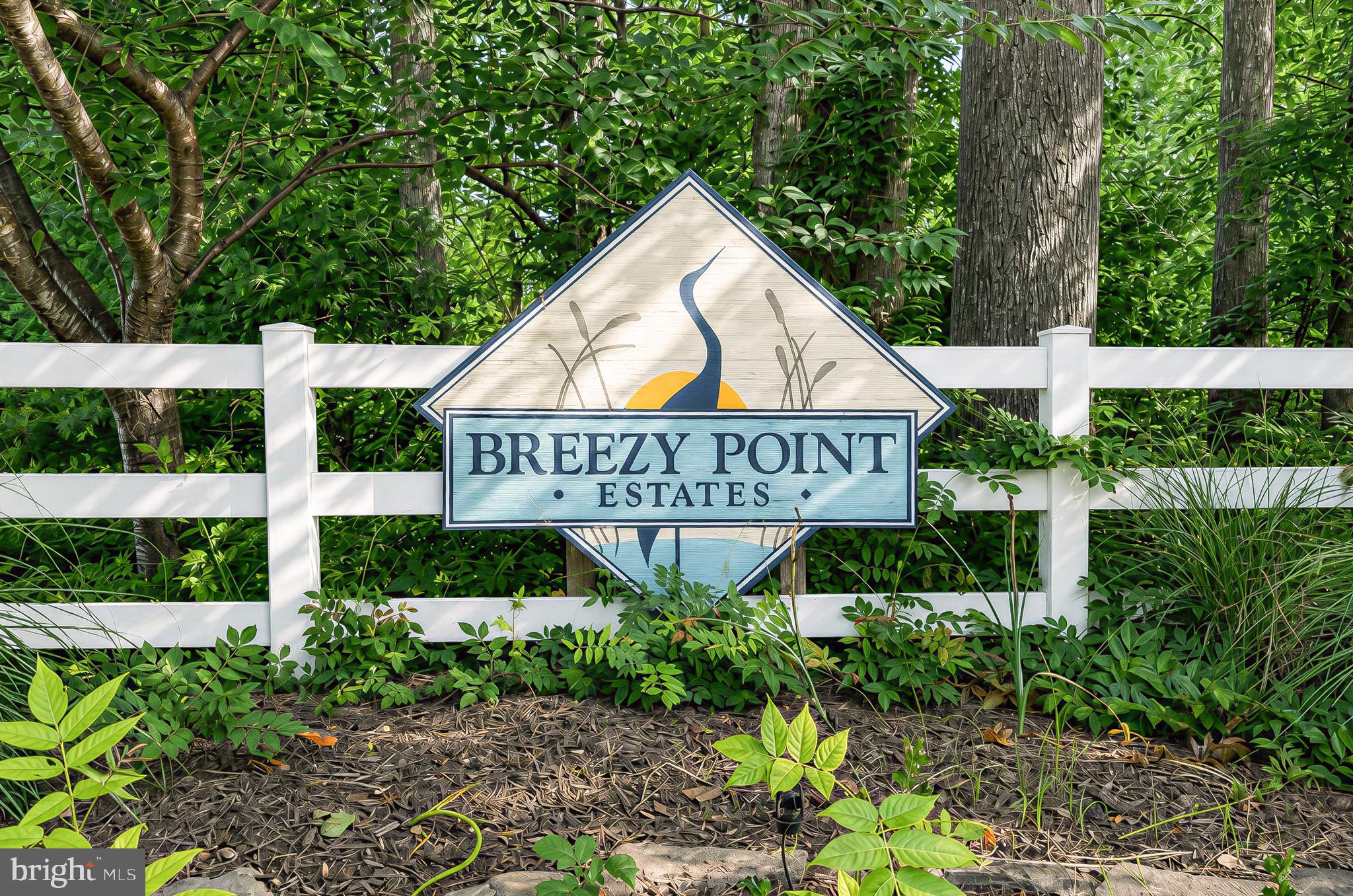BREEZY POINT - Residential