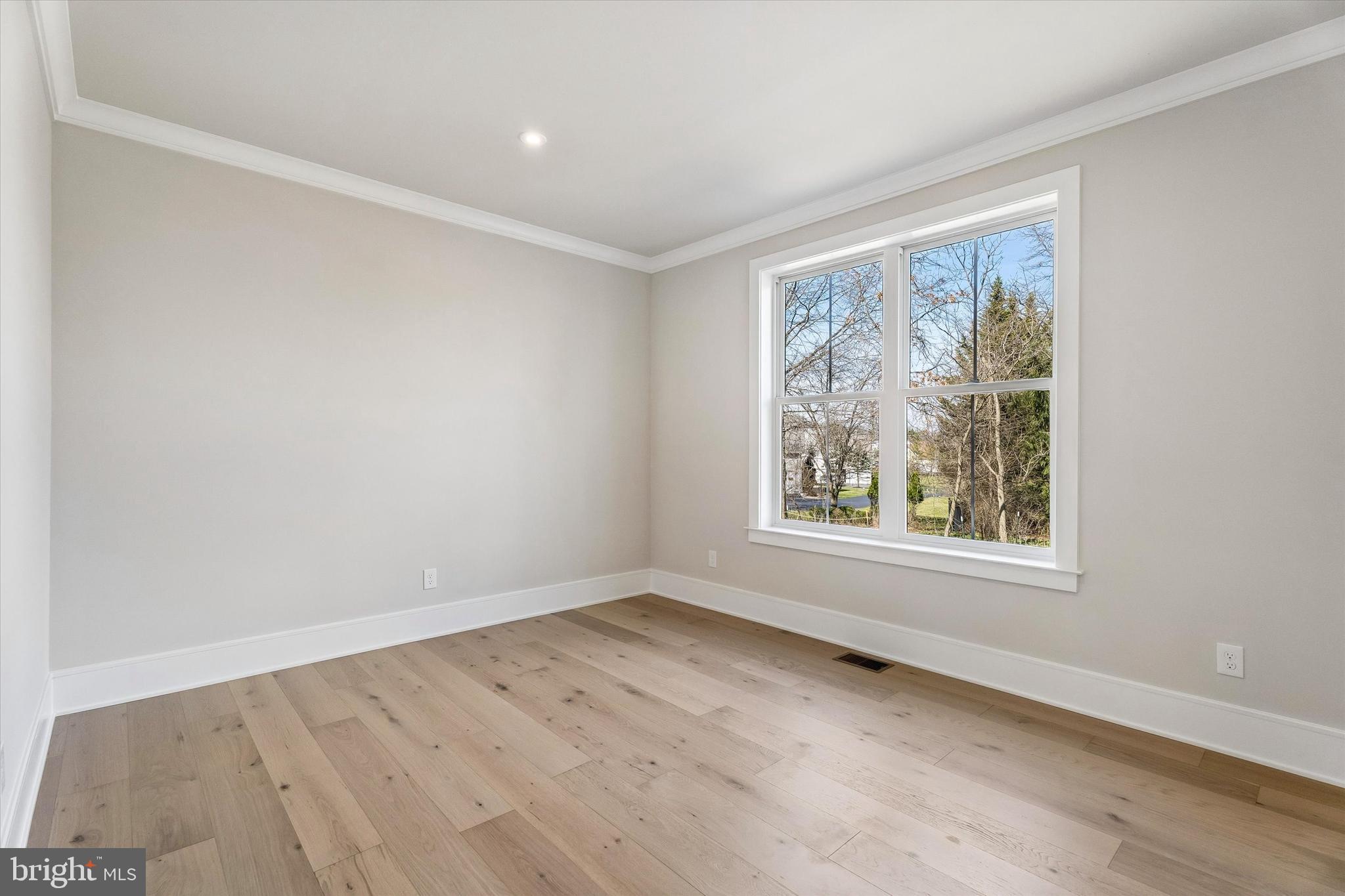 LANSDALE - Residential