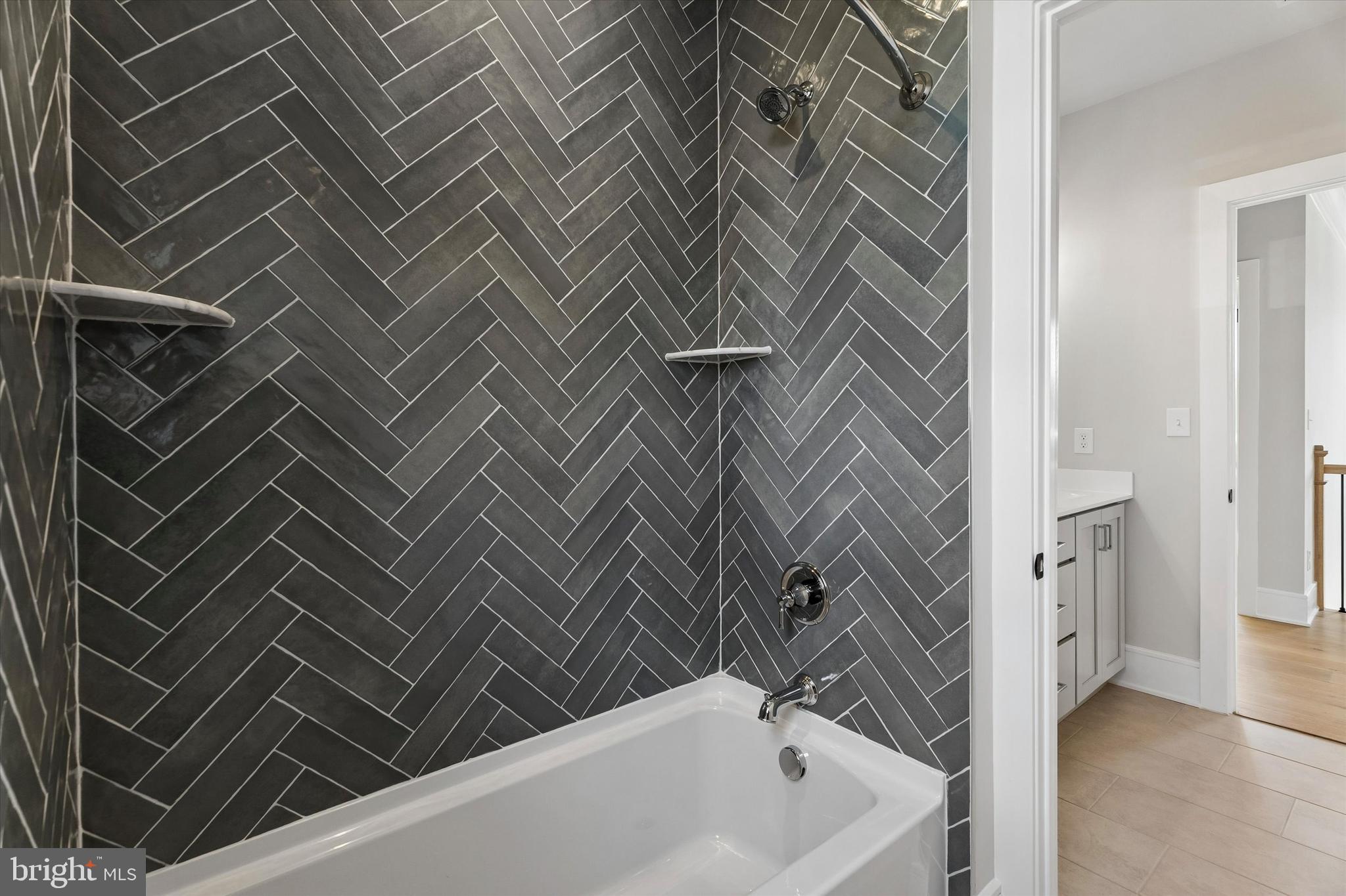 LANSDALE - Residential