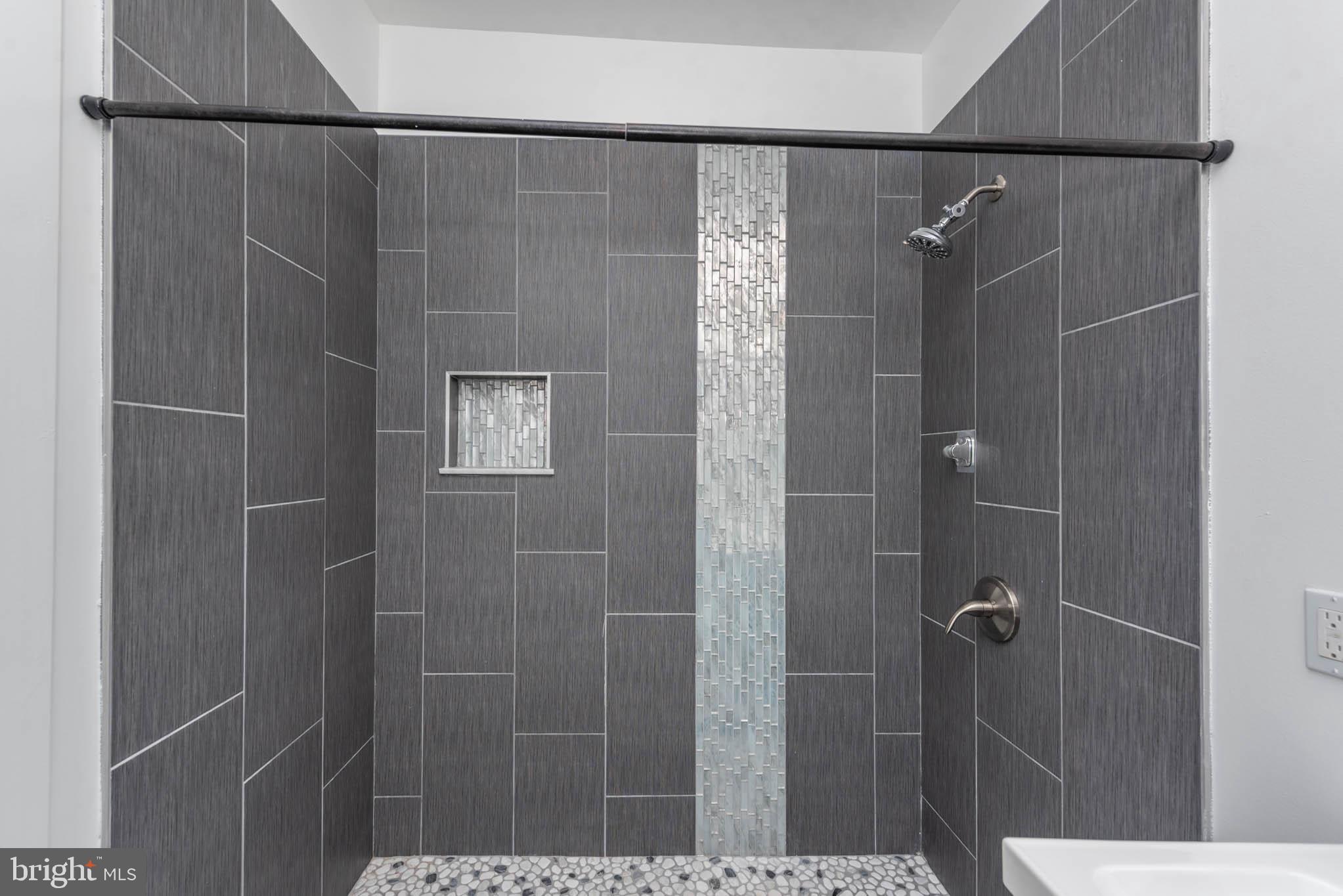 MILTON-MONTFORD - Residential